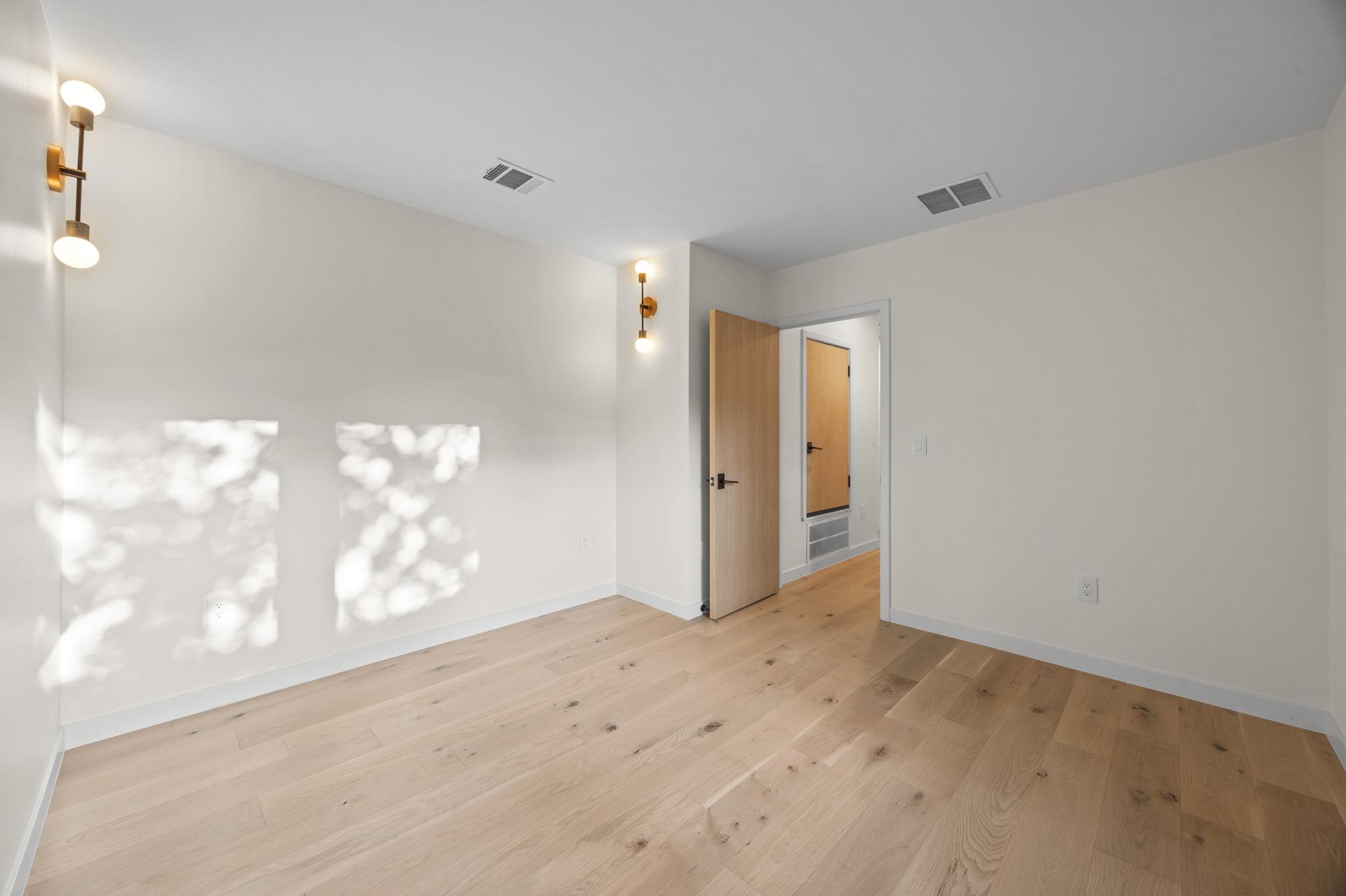 3007 Village DR