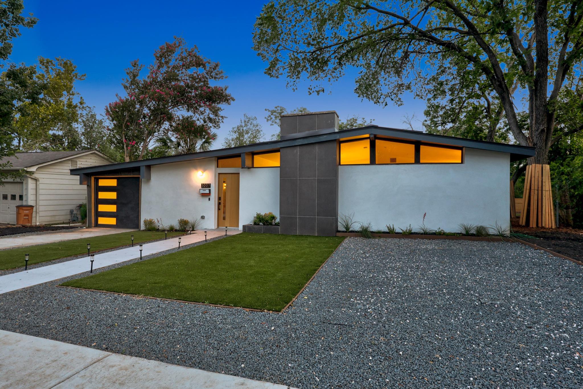 3007 Village DR