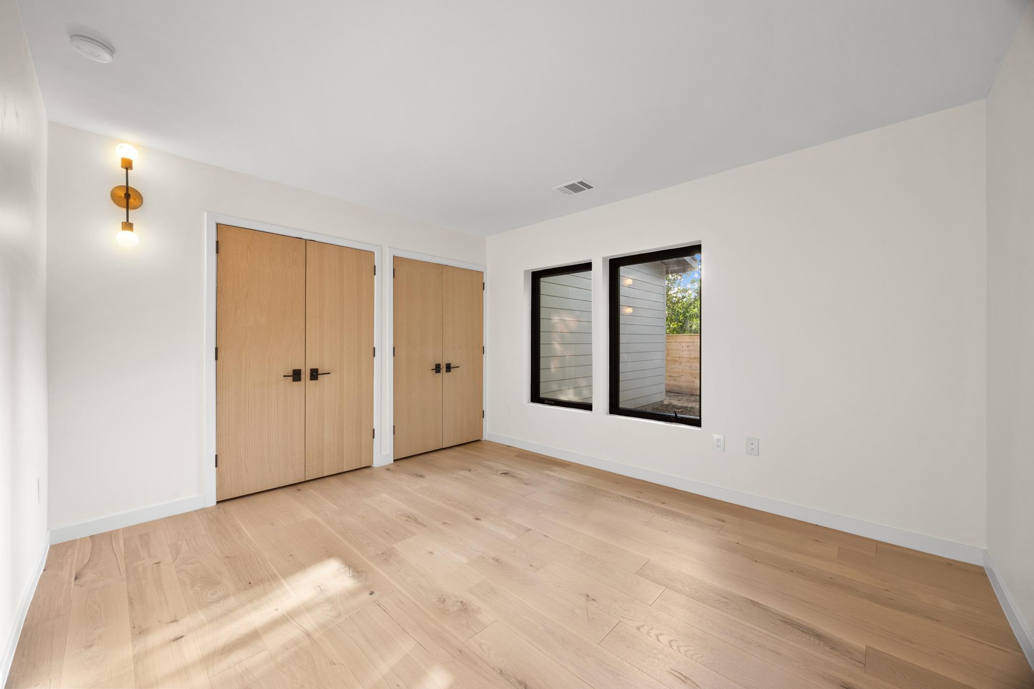 3007 Village DR