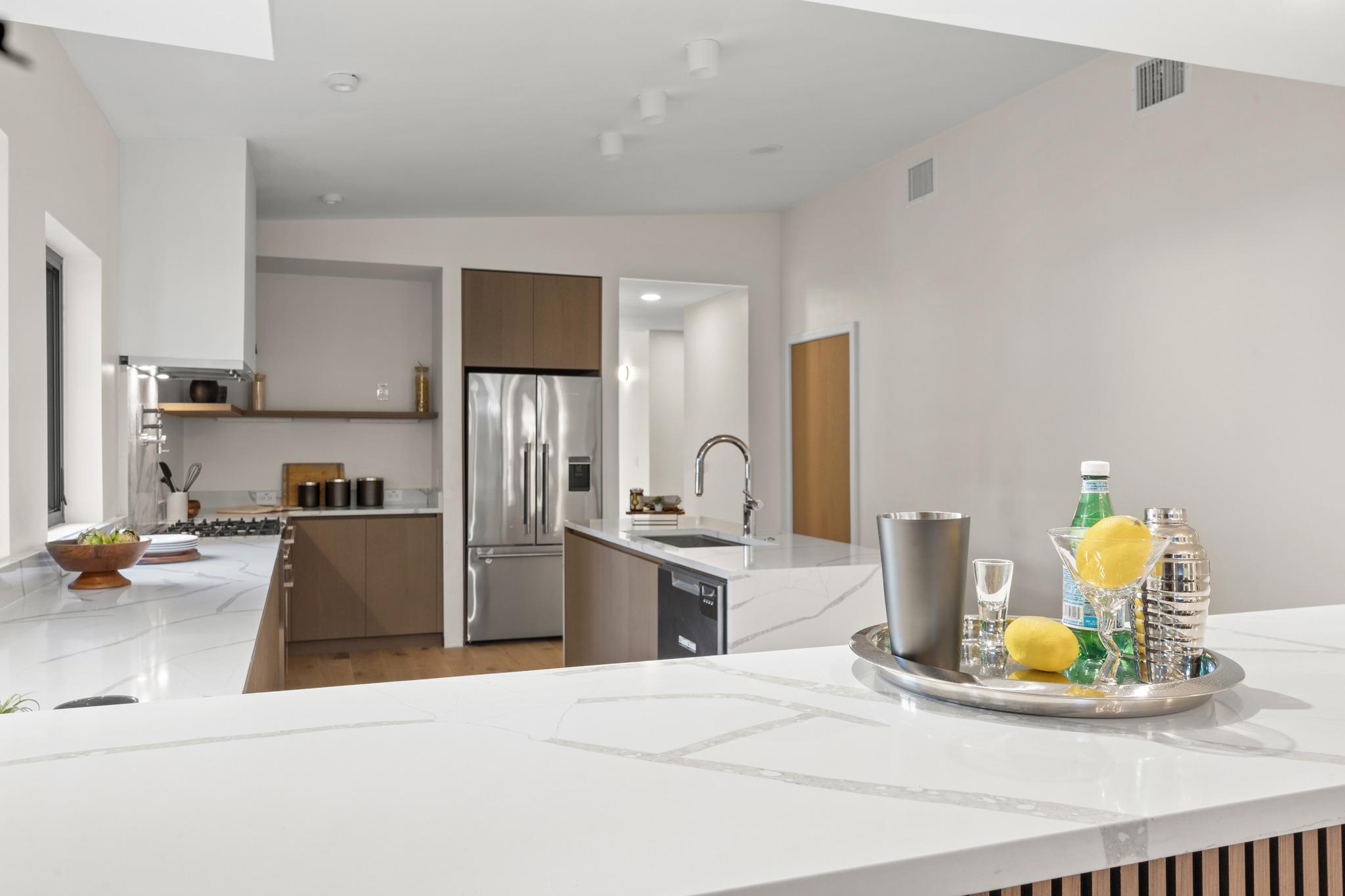 3007 Village DR