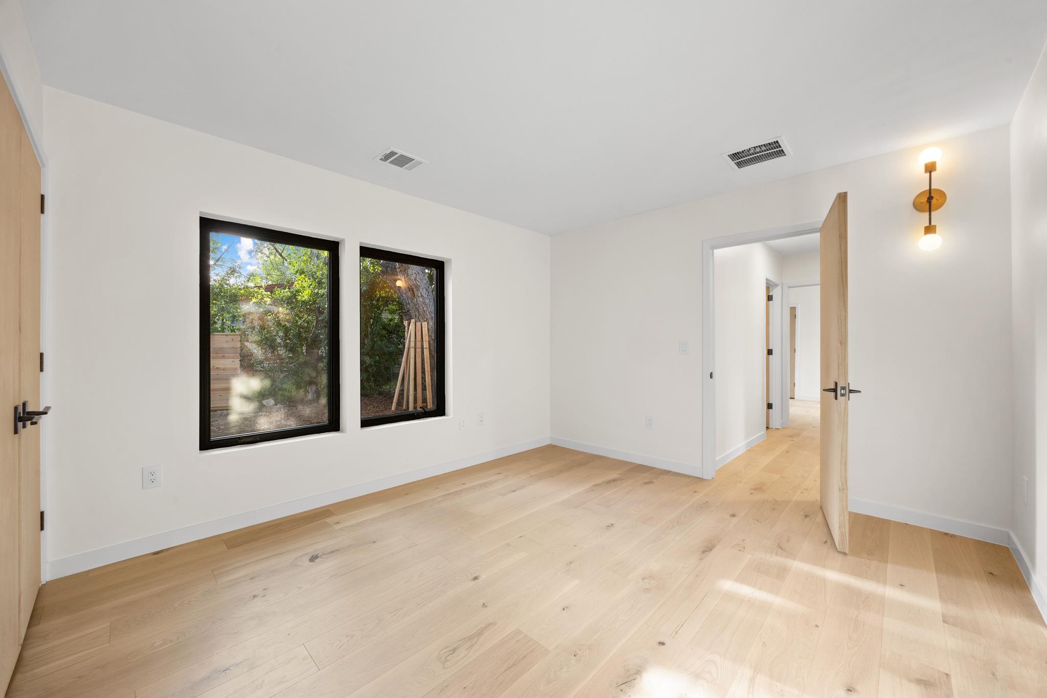 3007 Village DR