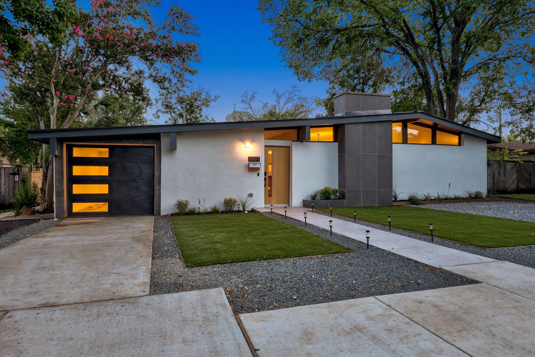 3007 Village DR