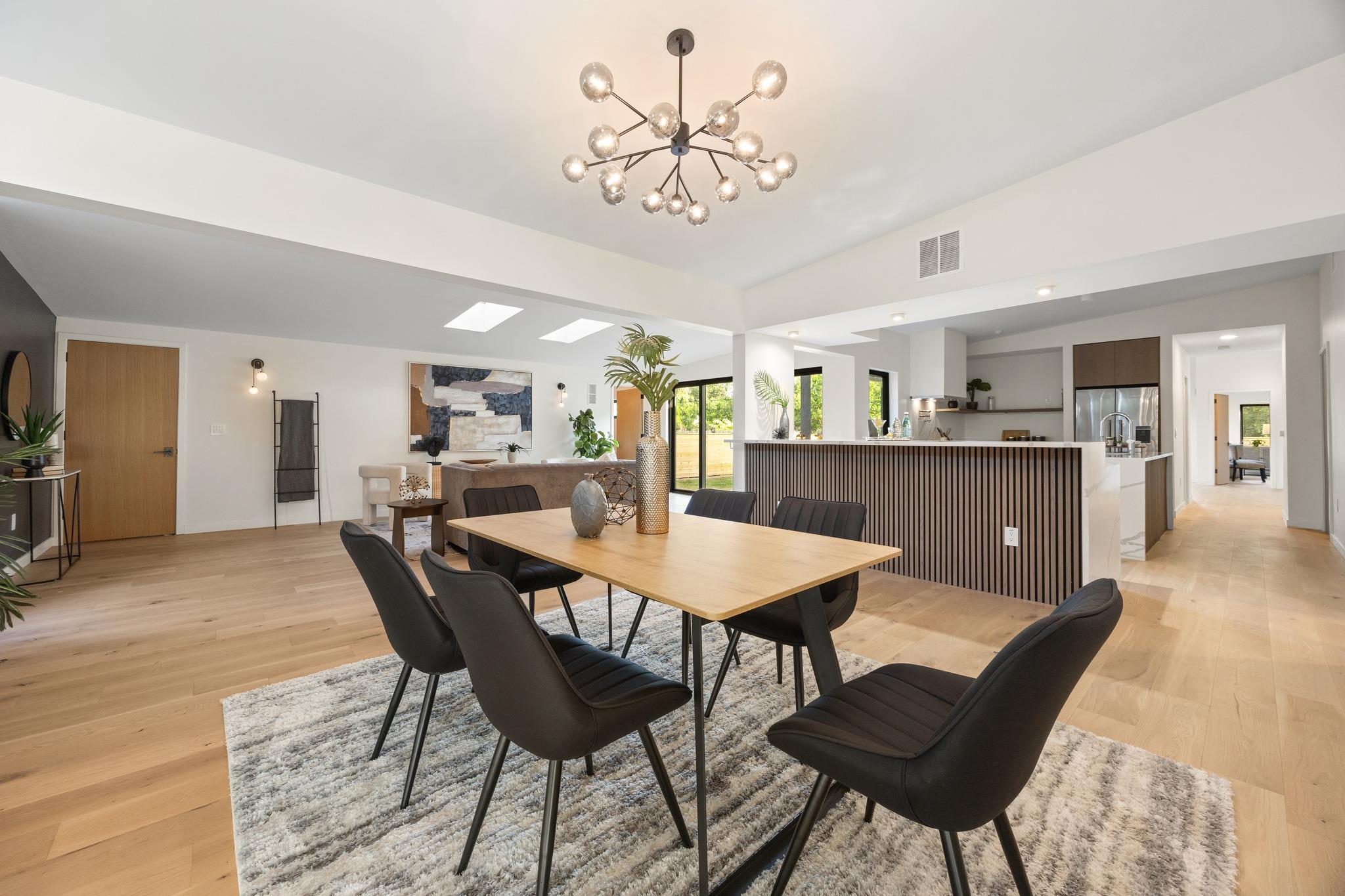3007 Village DR