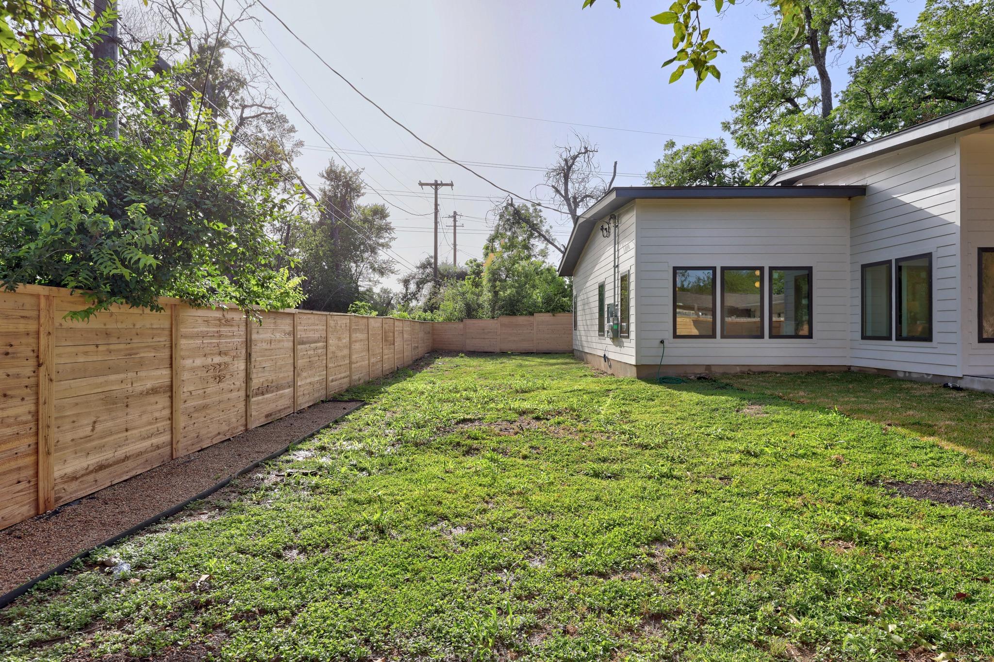 3007 Village DR