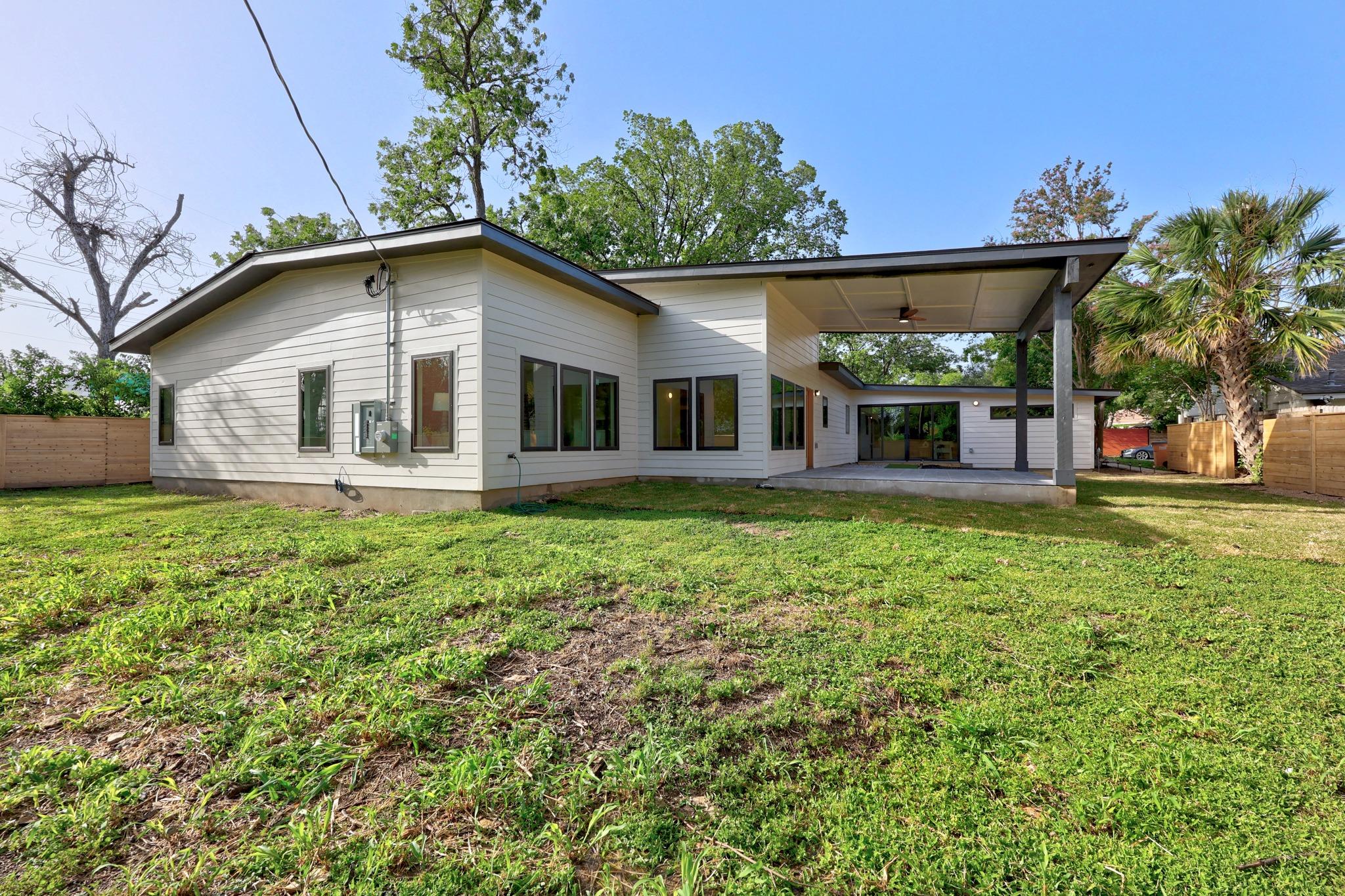 3007 Village DR
