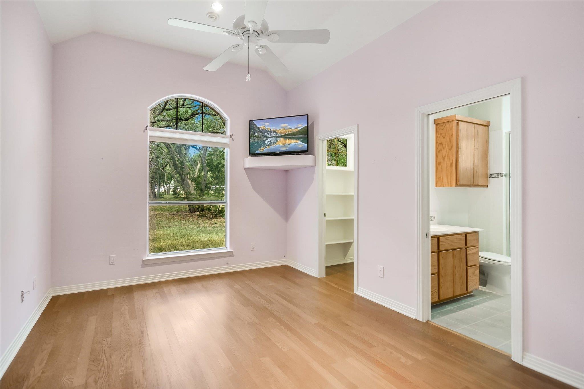 112 TWIN SADDLES LN