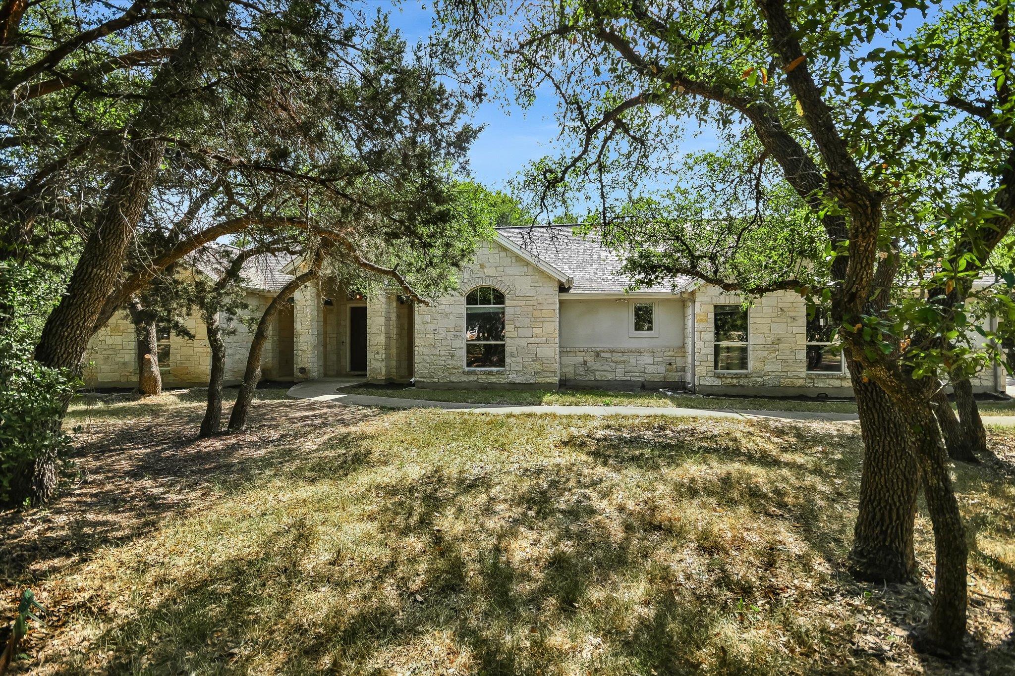 112 TWIN SADDLES LN
