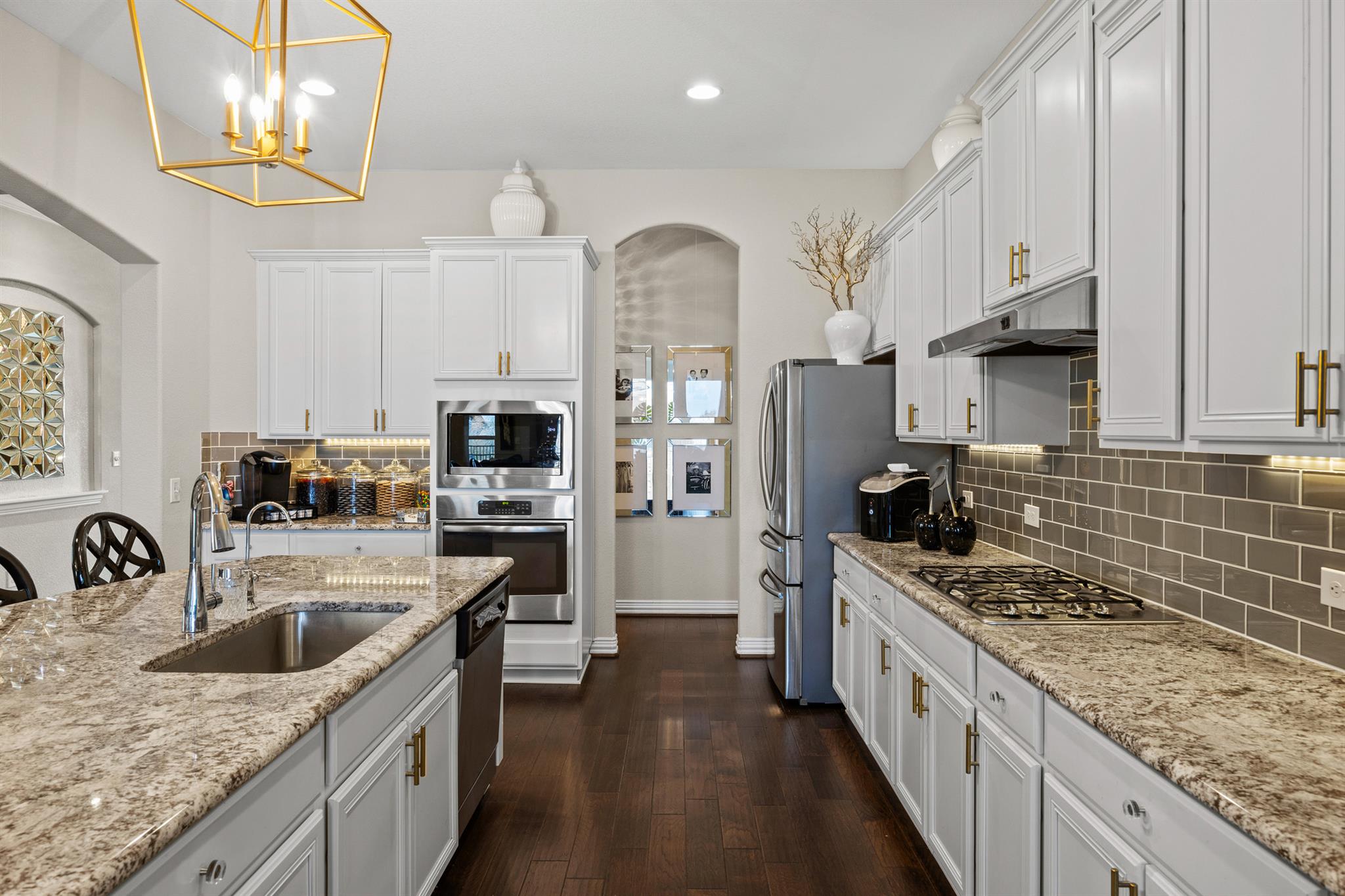 381 Betony LOOP