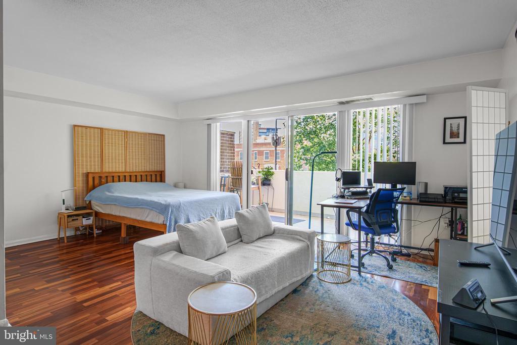700 7TH STREET SW Unit: 119