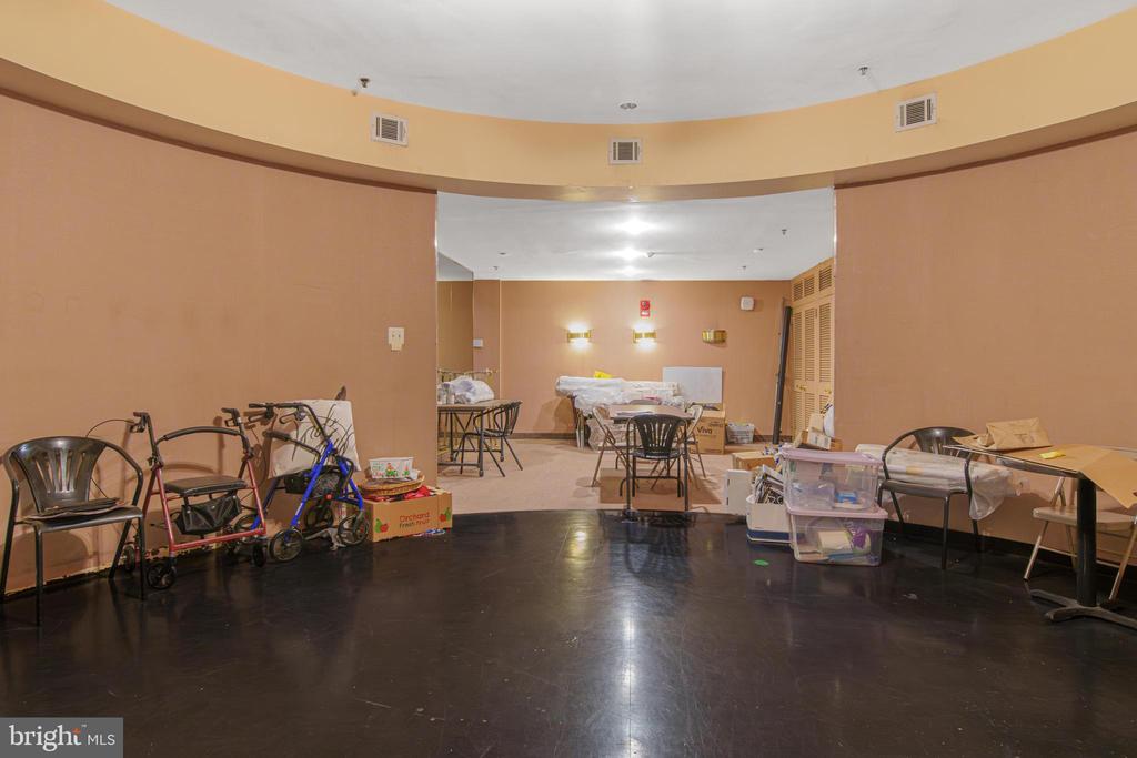 700 7TH STREET SW Unit: 119