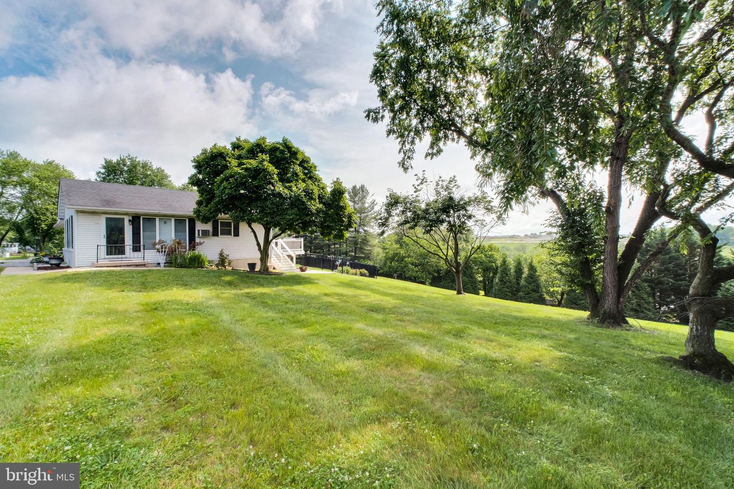 1423 Hallowell Ln