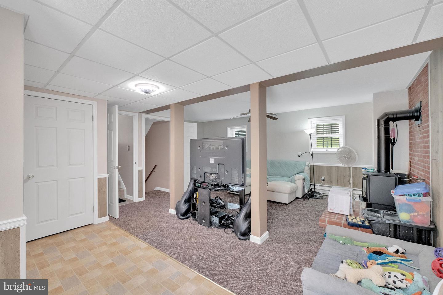 1423 Hallowell Ln