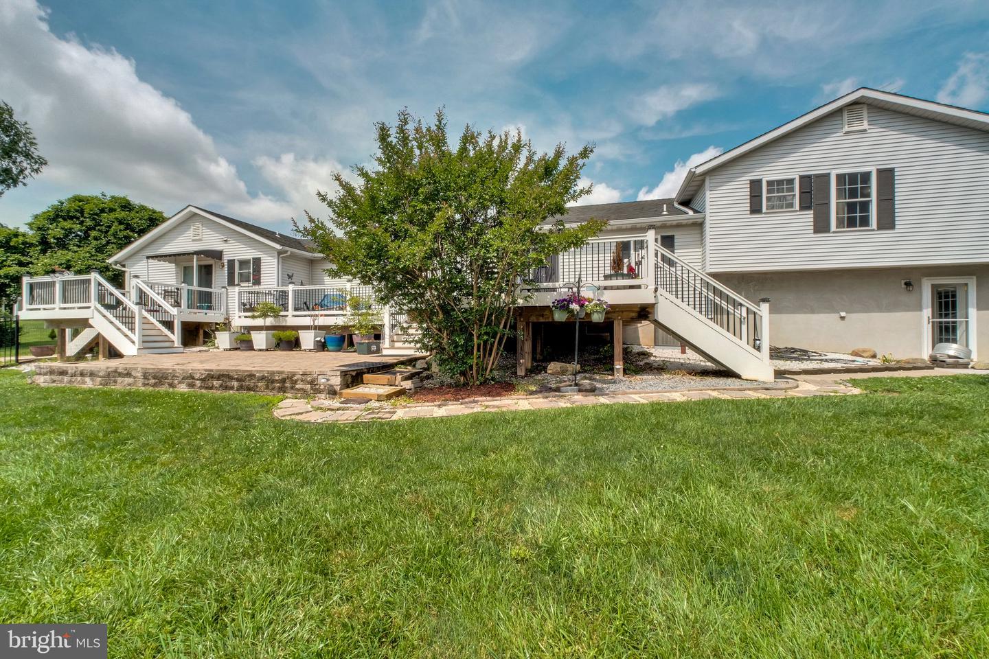 1423 Hallowell Ln