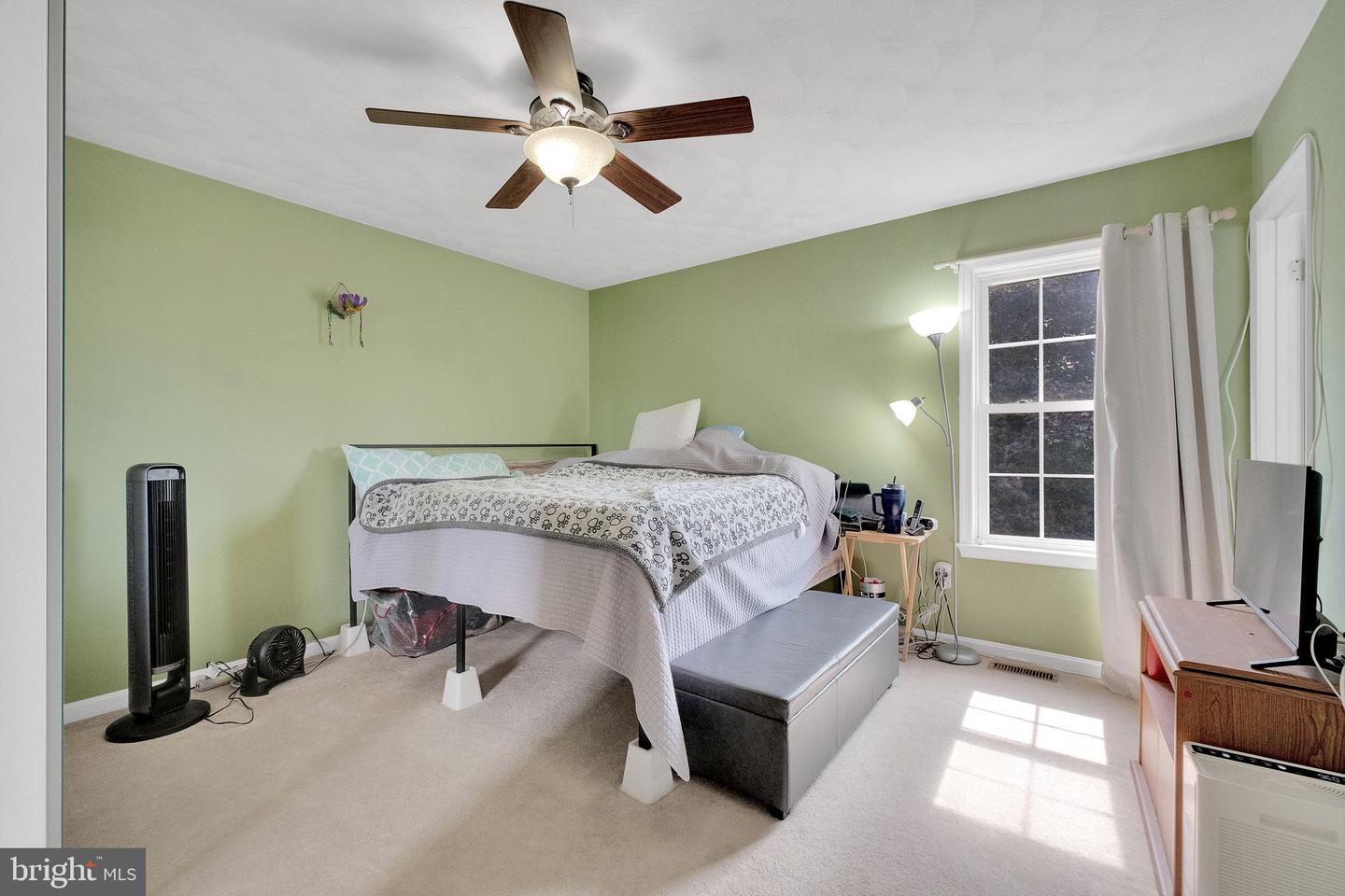 1423 Hallowell Ln
