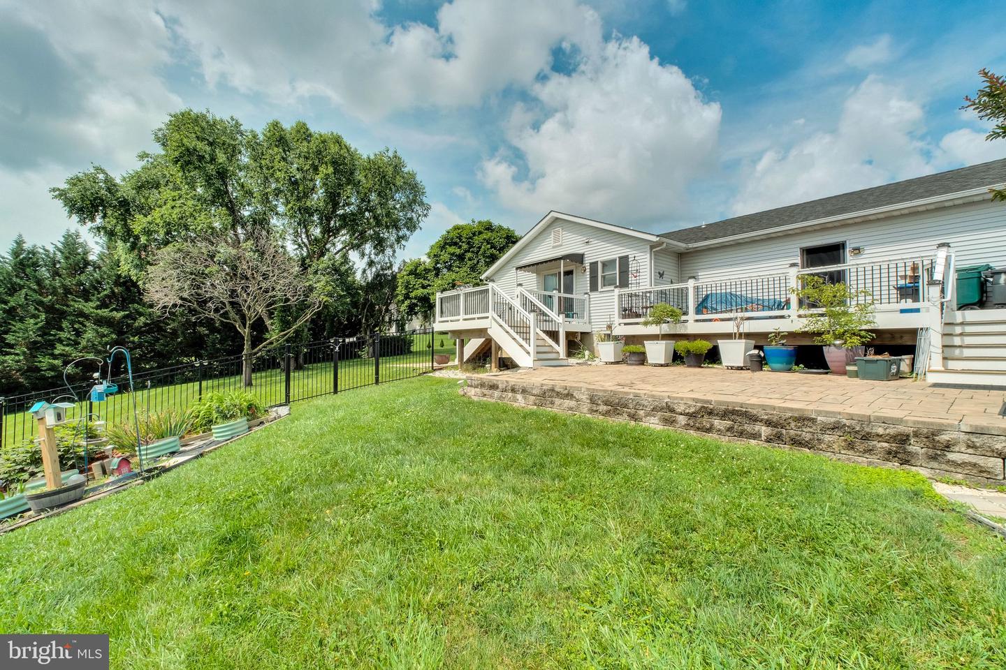 1423 Hallowell Ln