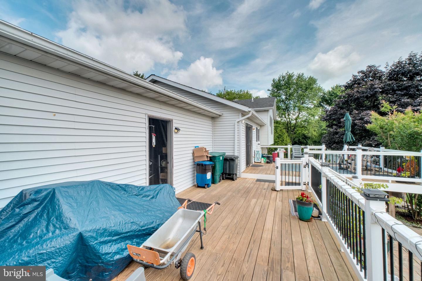 1423 Hallowell Ln