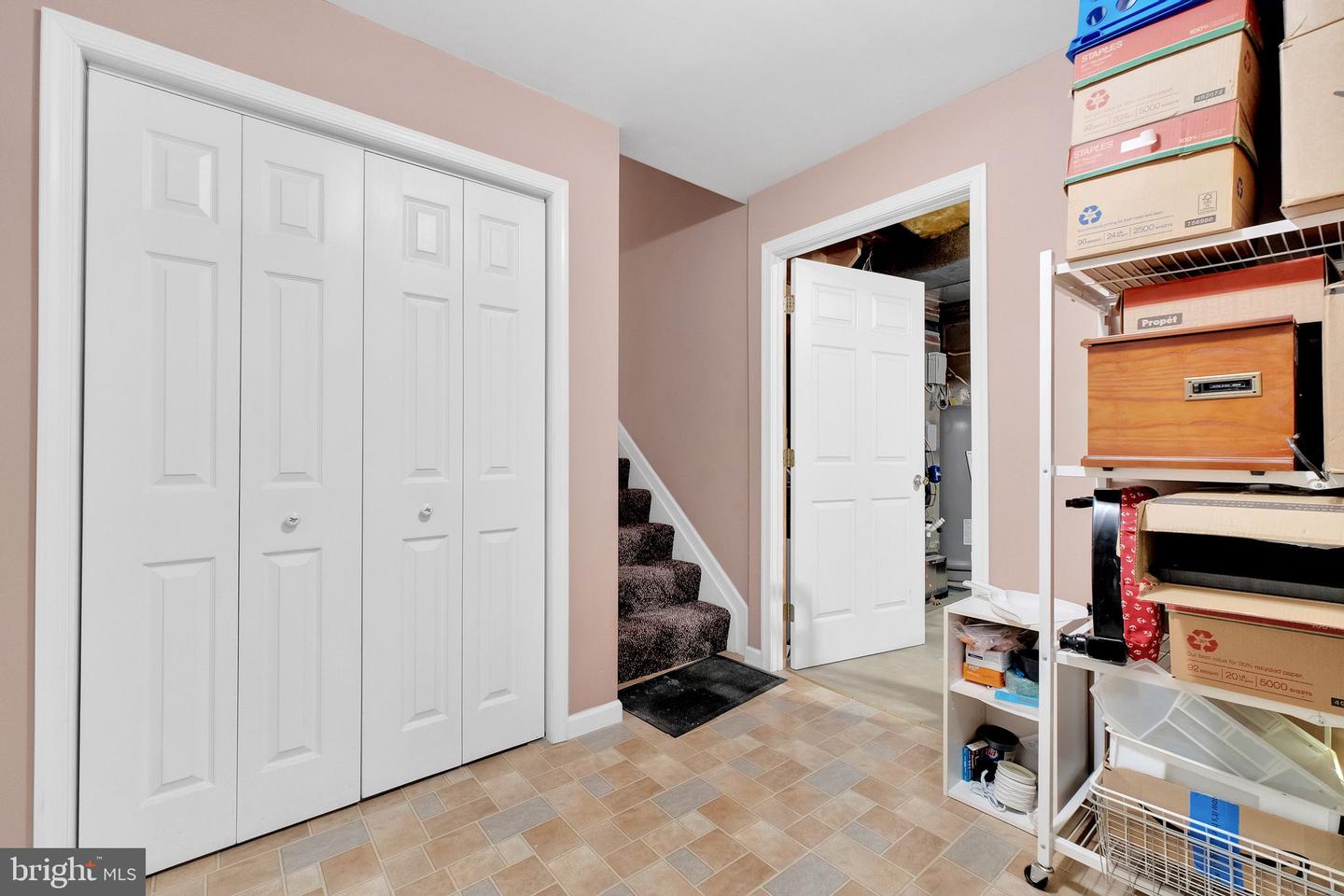1423 Hallowell Ln