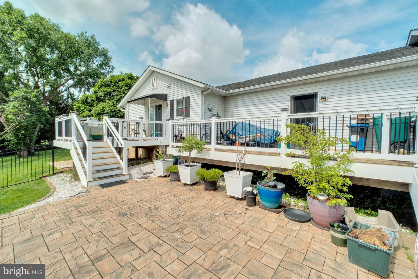 1423 Hallowell Ln