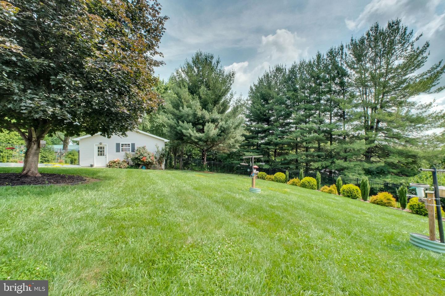 1423 Hallowell Ln