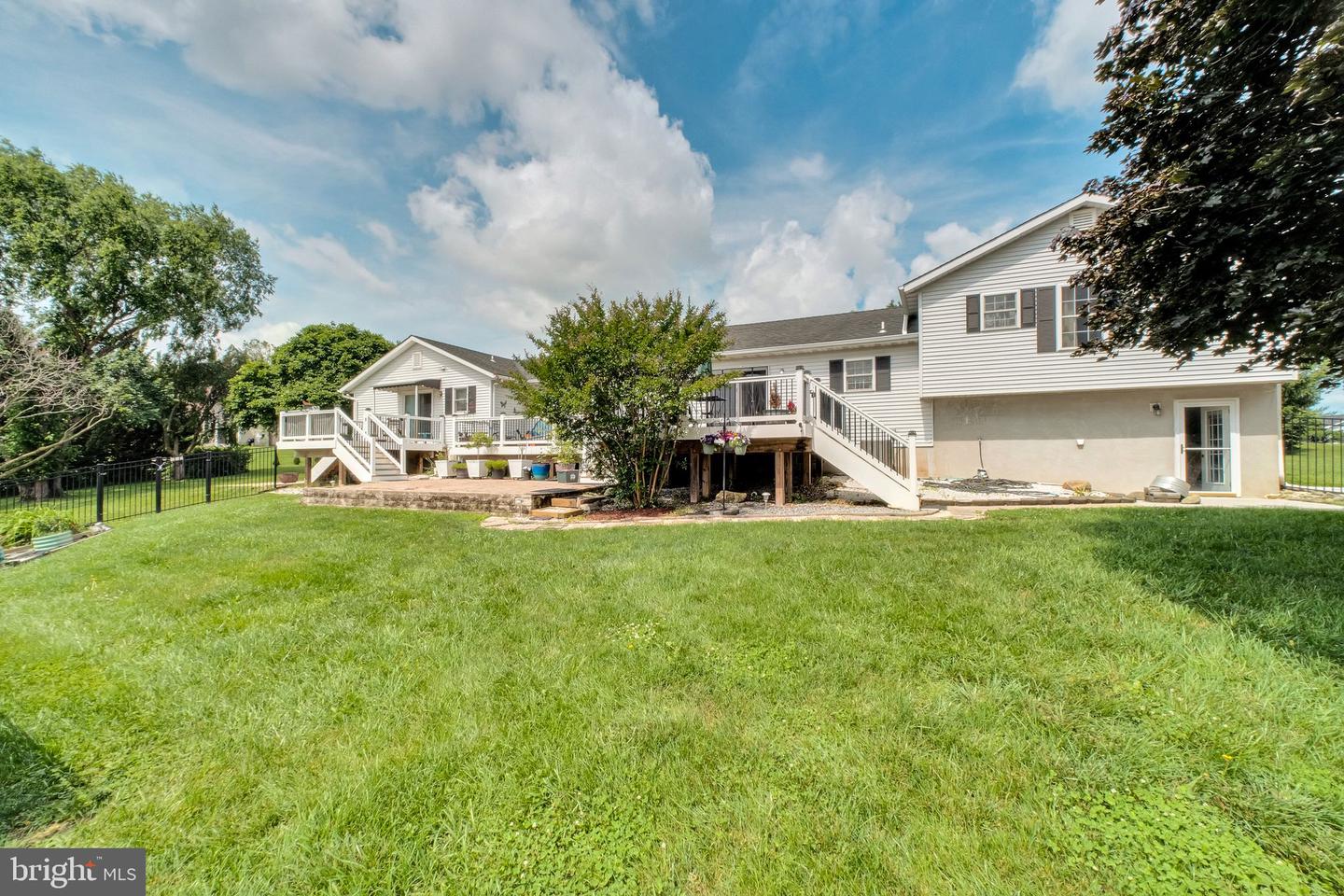 1423 Hallowell Ln
