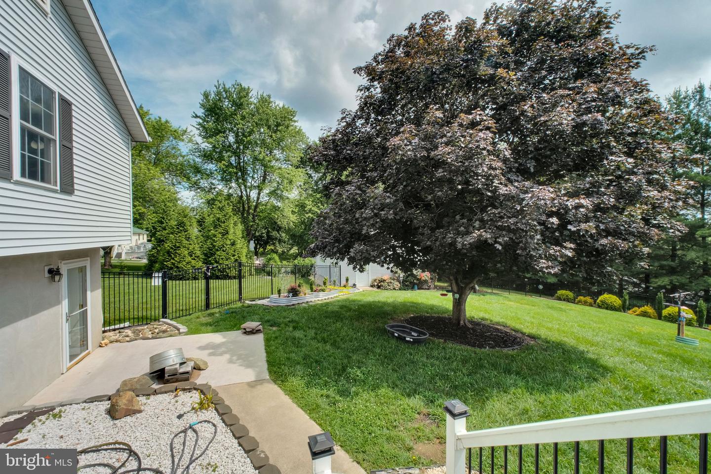 1423 Hallowell Ln