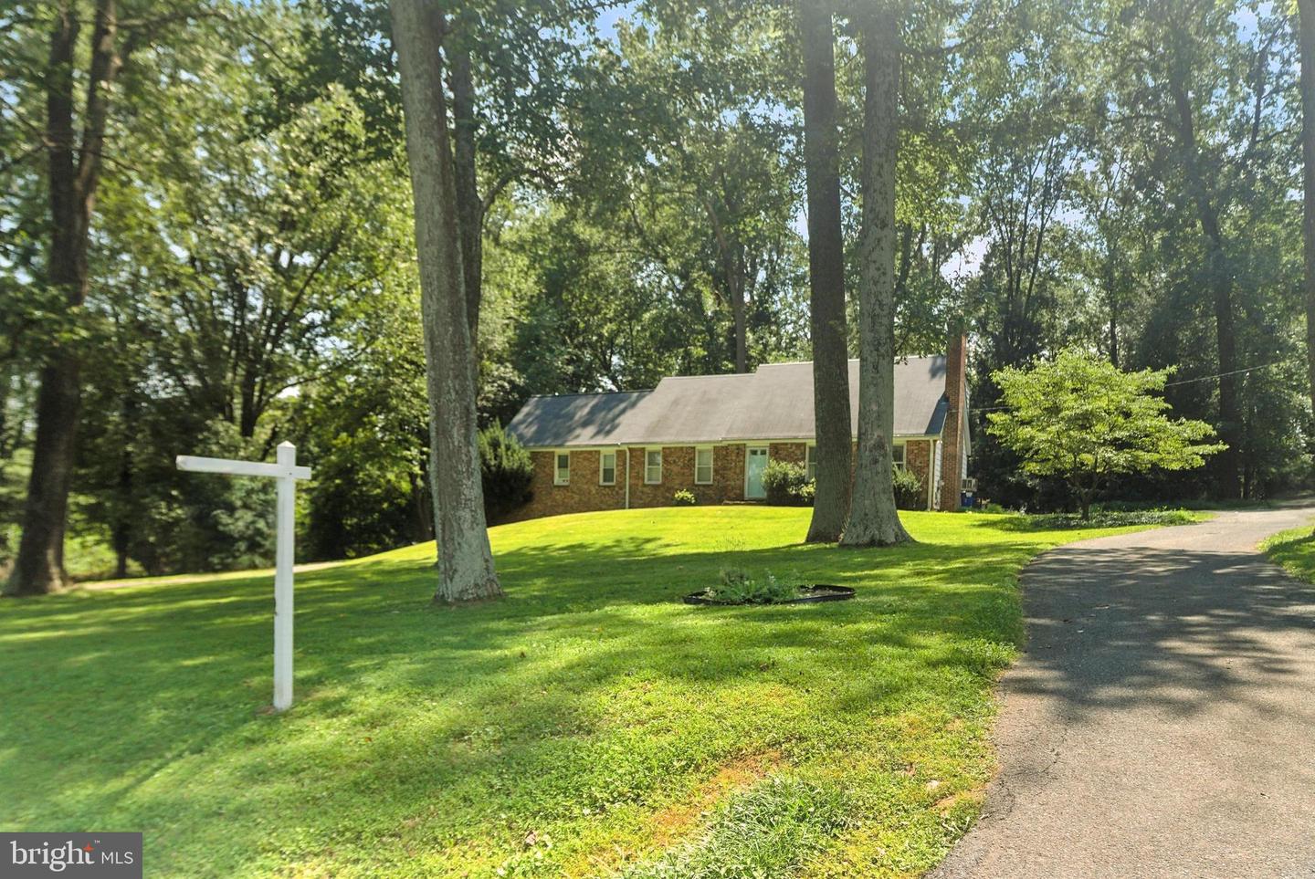 14081 Monticello Dr