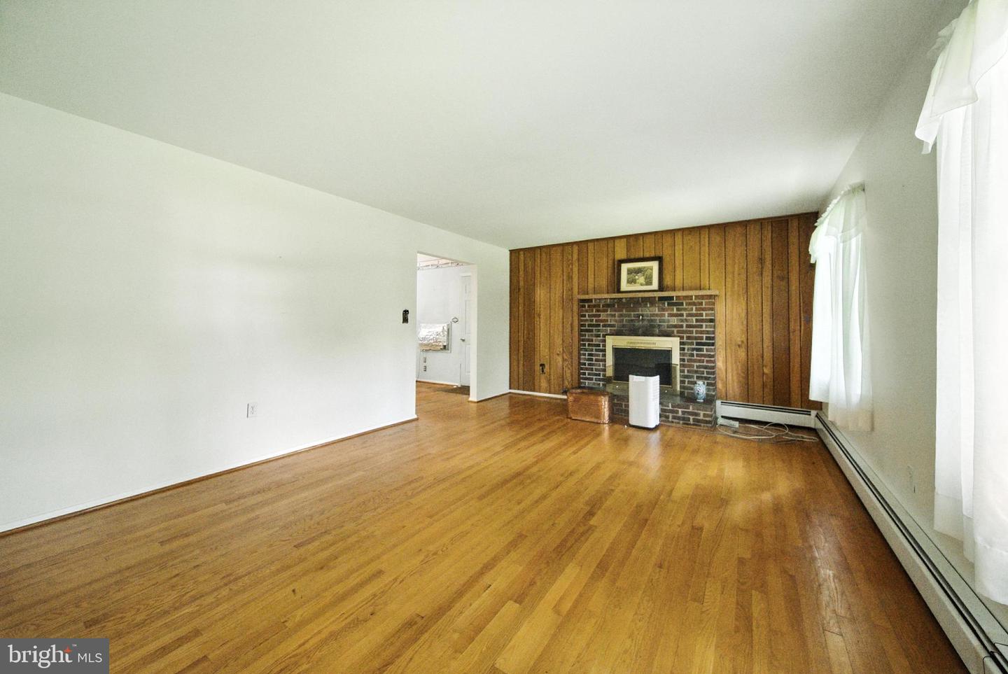 14081 Monticello Dr