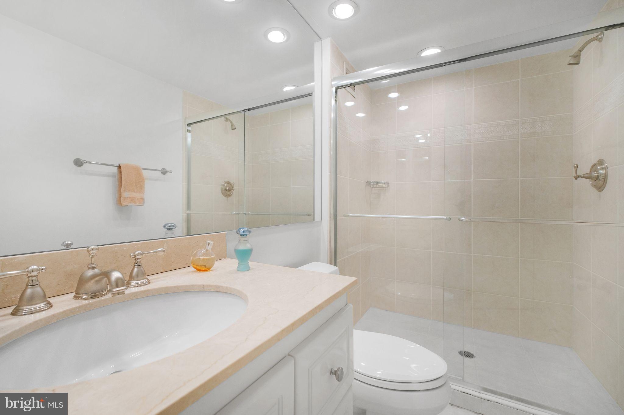 5101 River Rd #1615