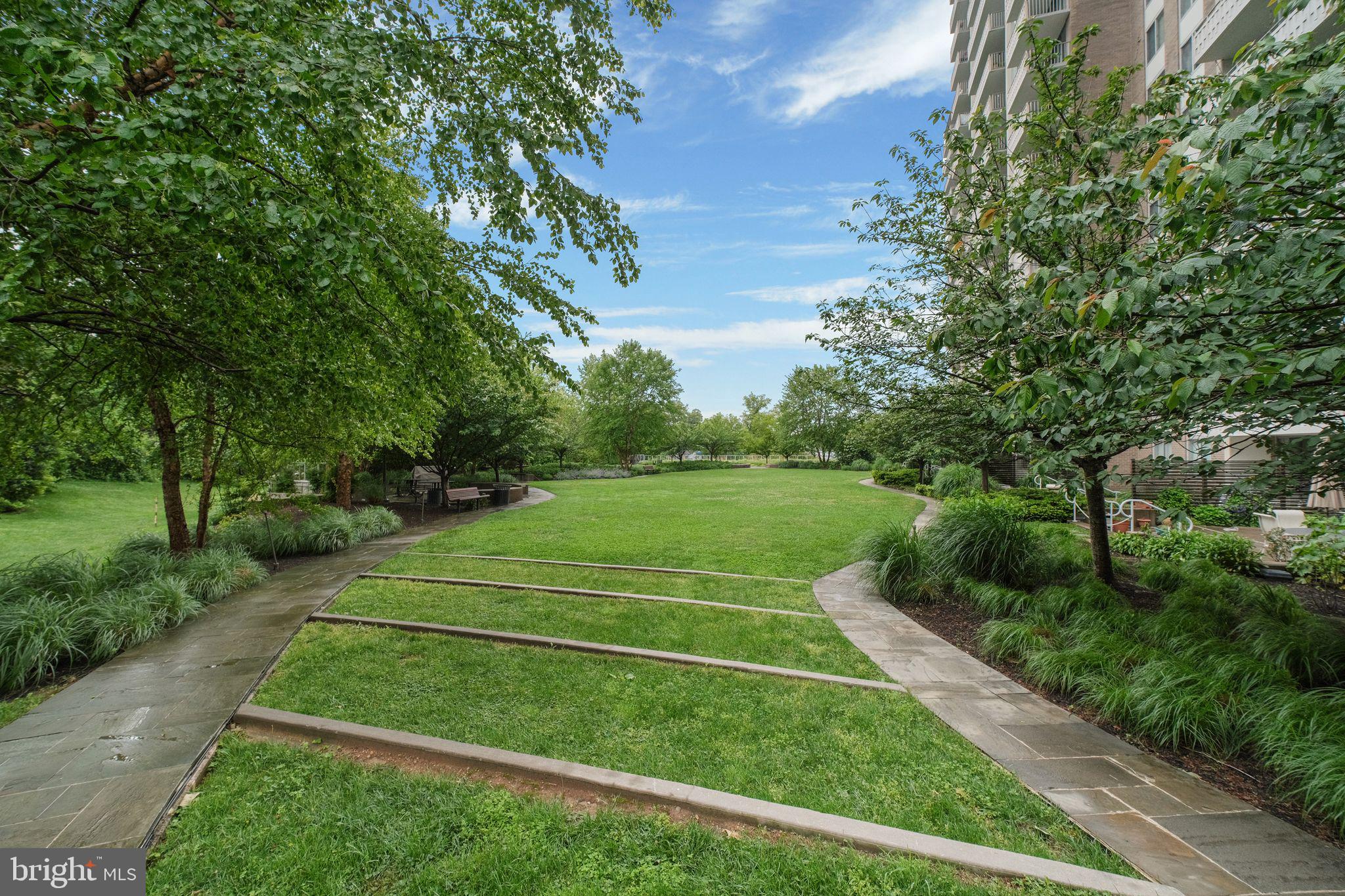 5101 River Rd #1615