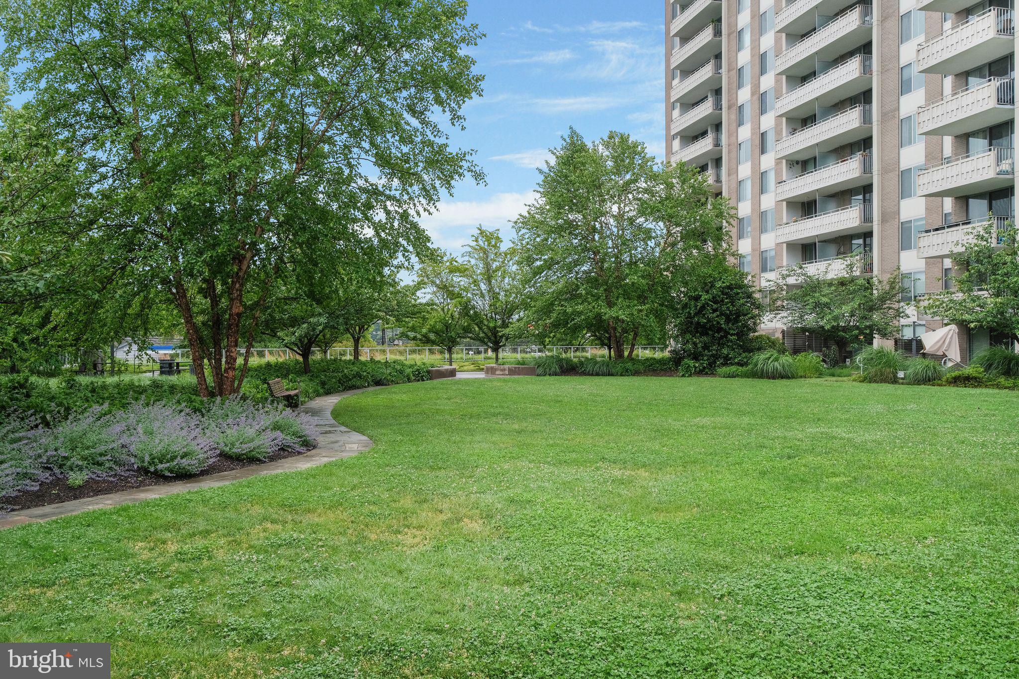 5101 River Rd #1615
