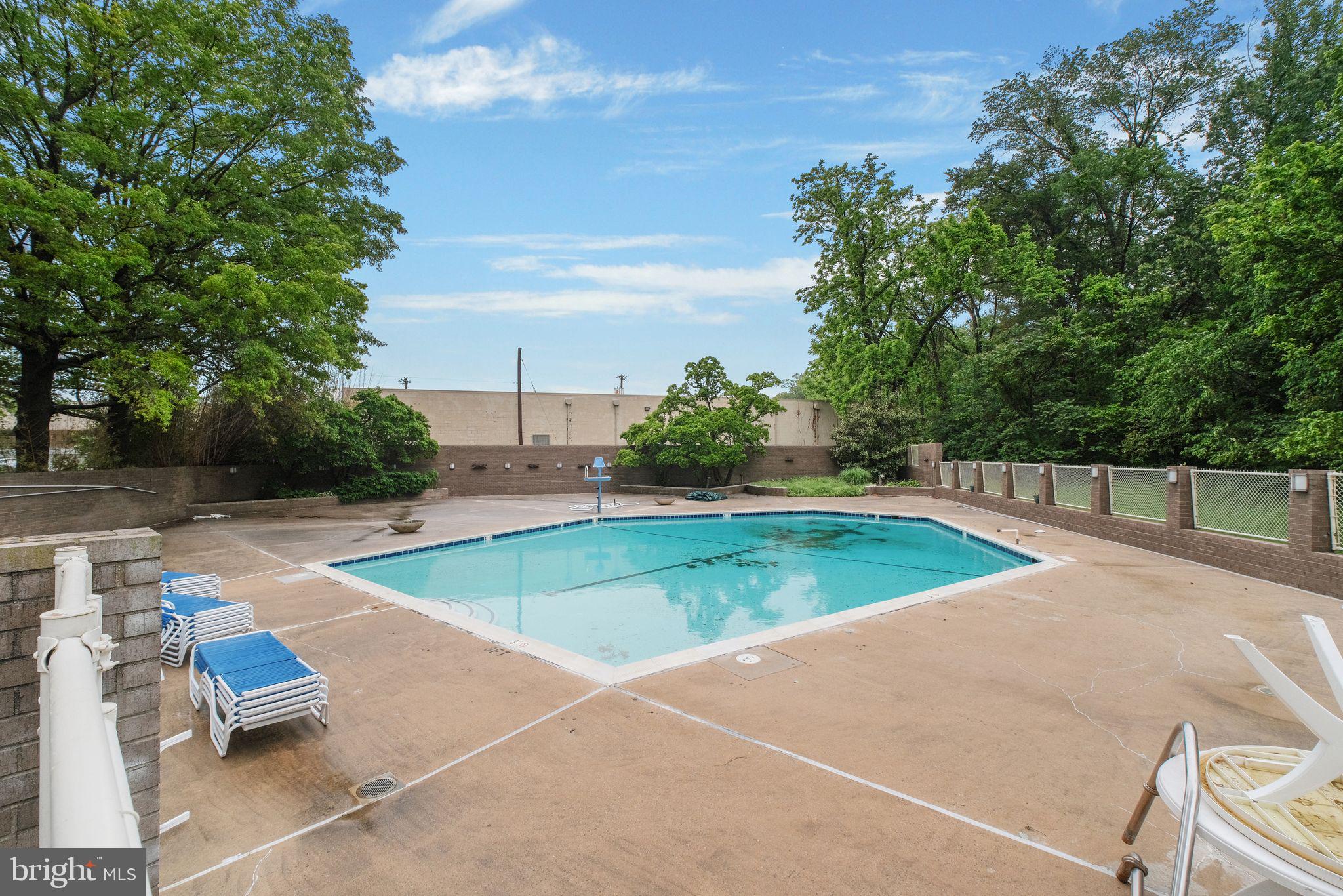 5101 River Rd #1615