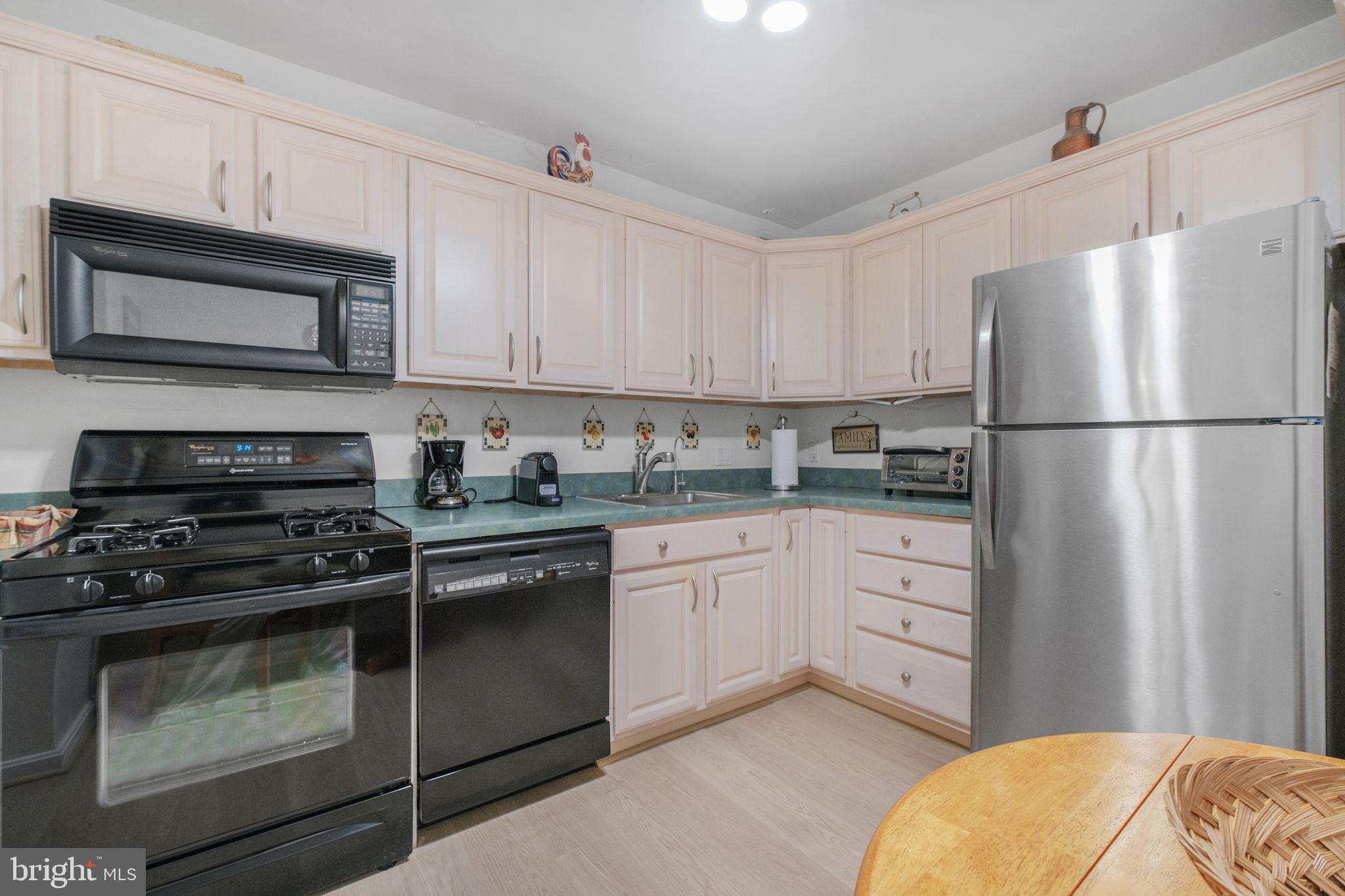 5101 River Rd #1615