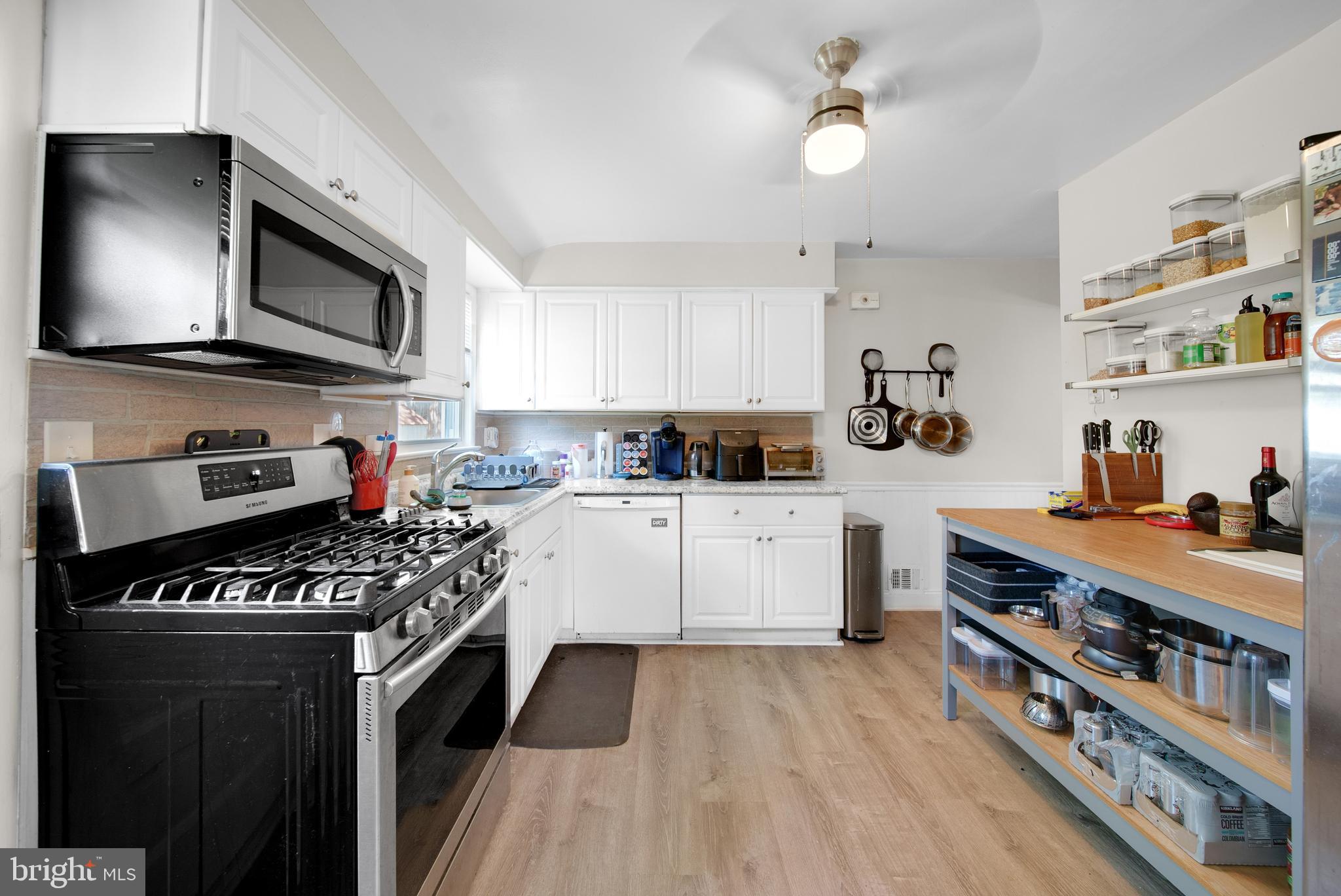 10502 GLENHAVEN DRIVE