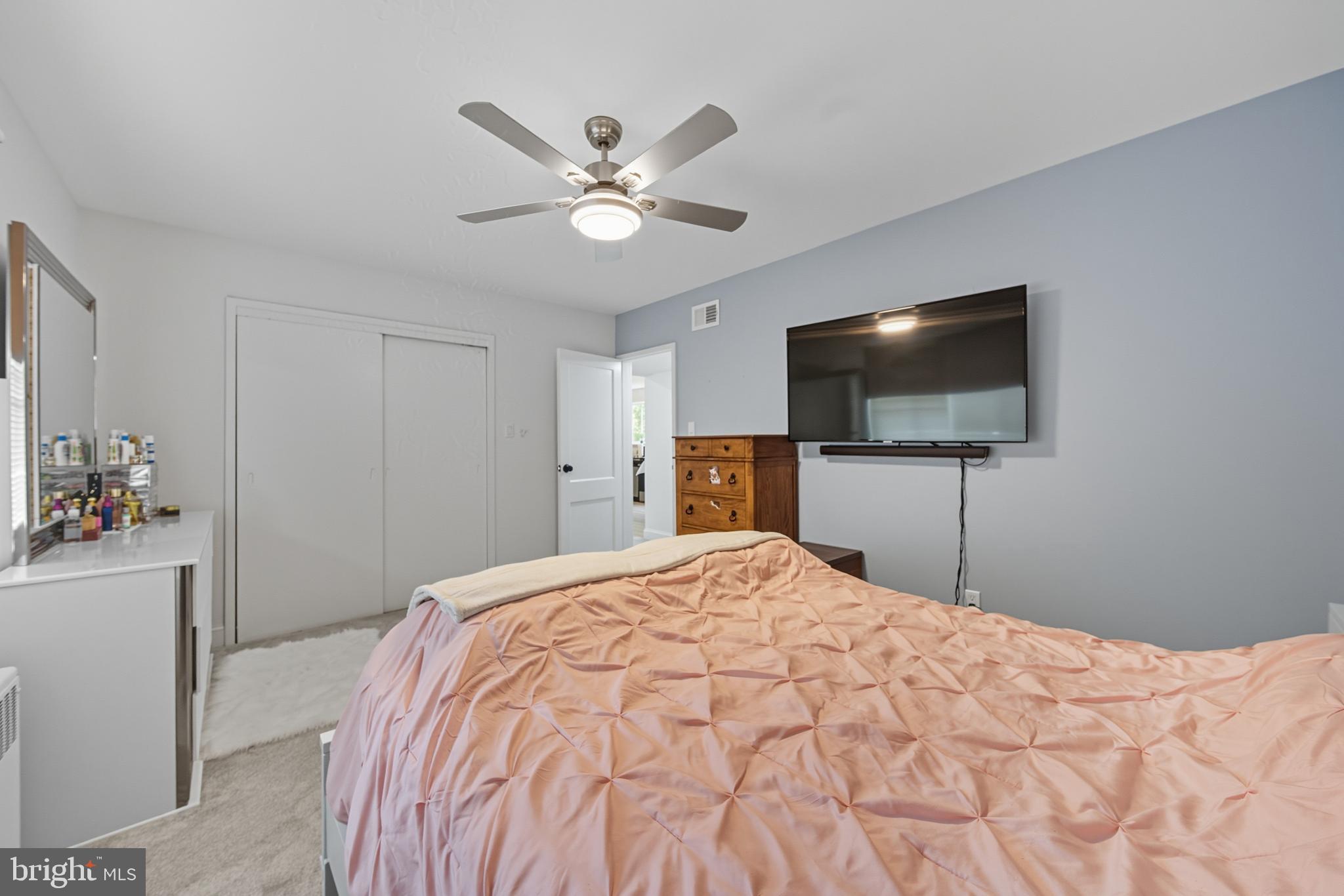 10305 MONTROSE AVENUE 10305
