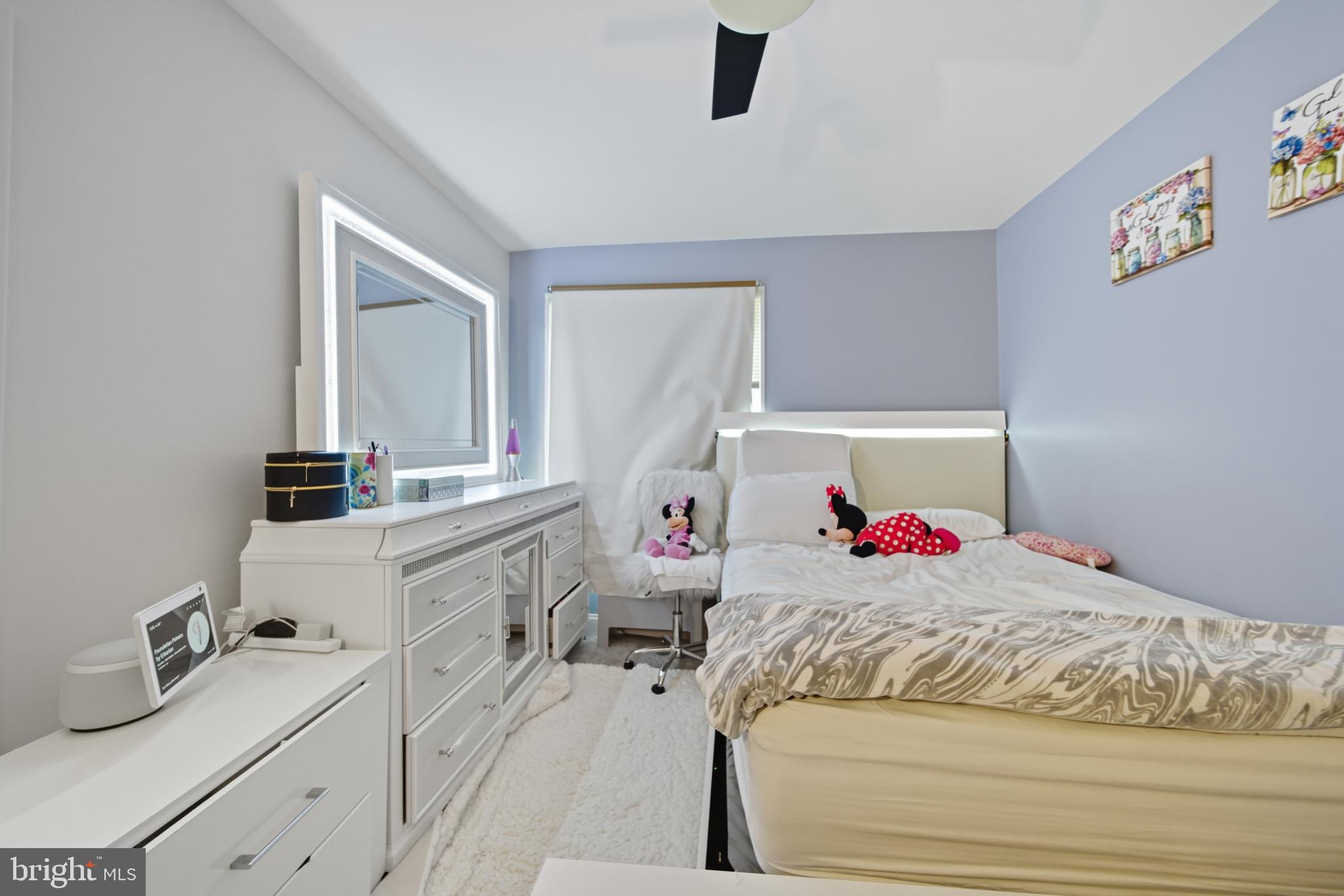 10305 MONTROSE AVENUE 10305