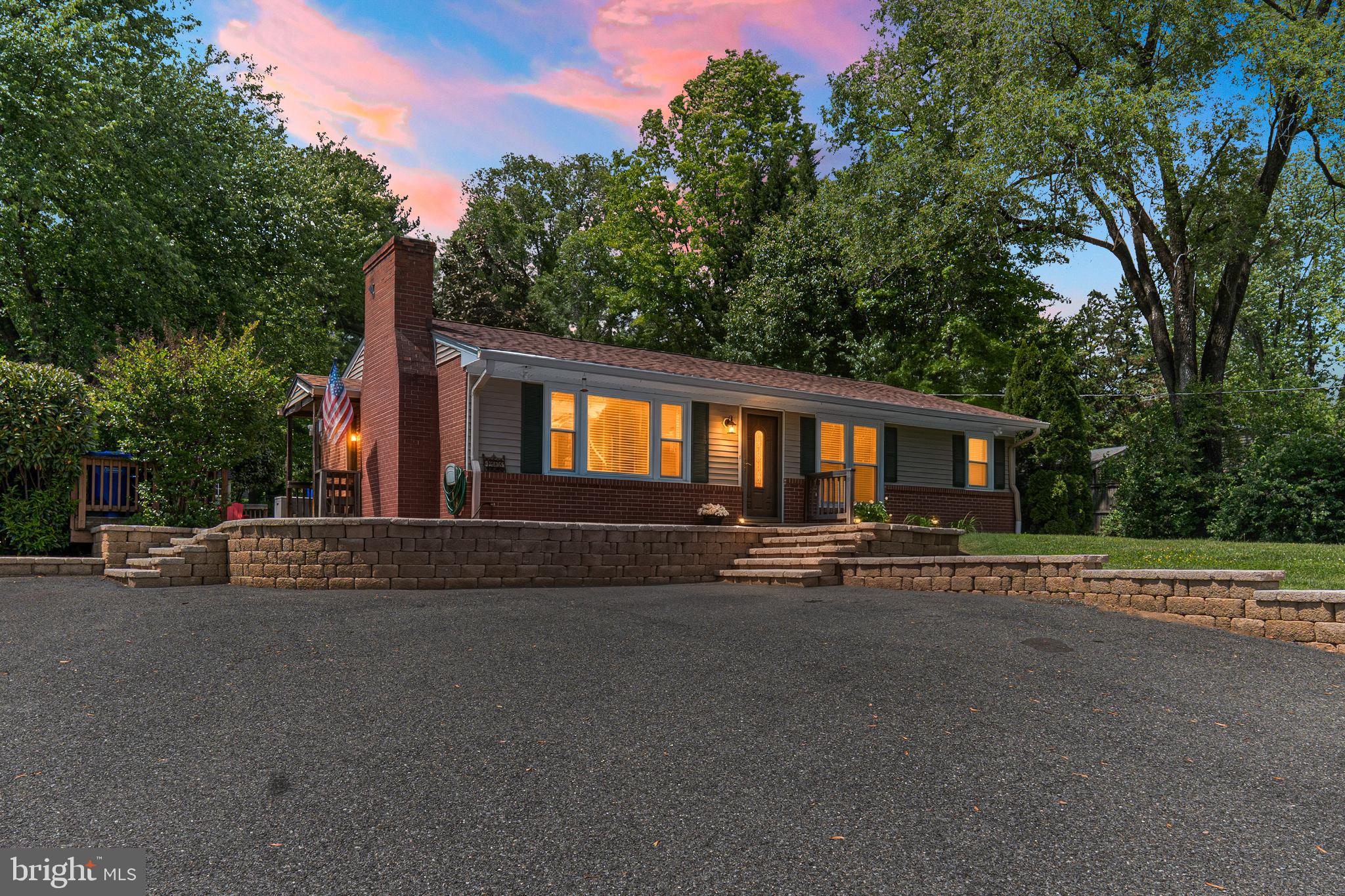 26800 HOWARD CHAPEL DRIVE