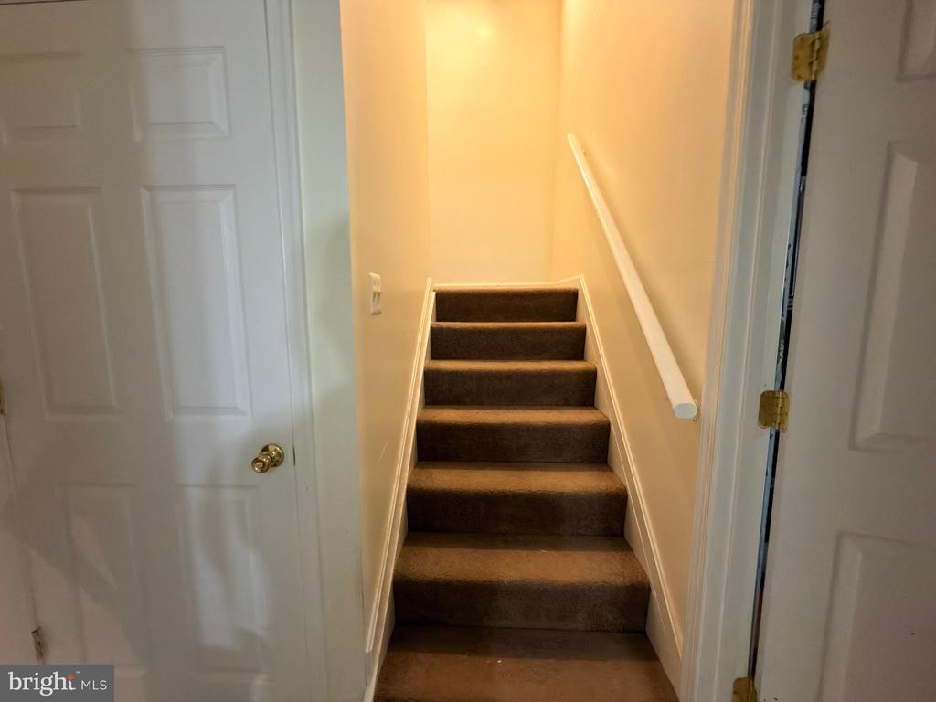 20138 KELLYS LANE