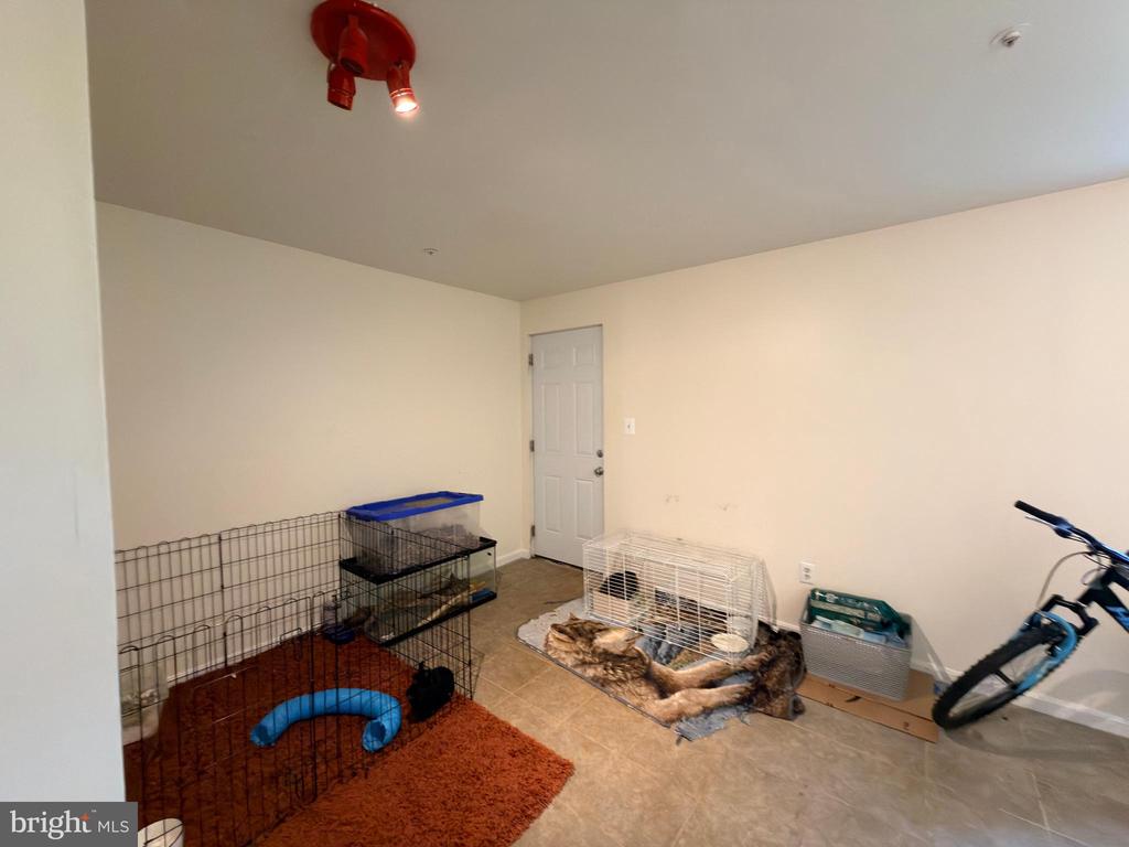 20138 KELLYS LANE
