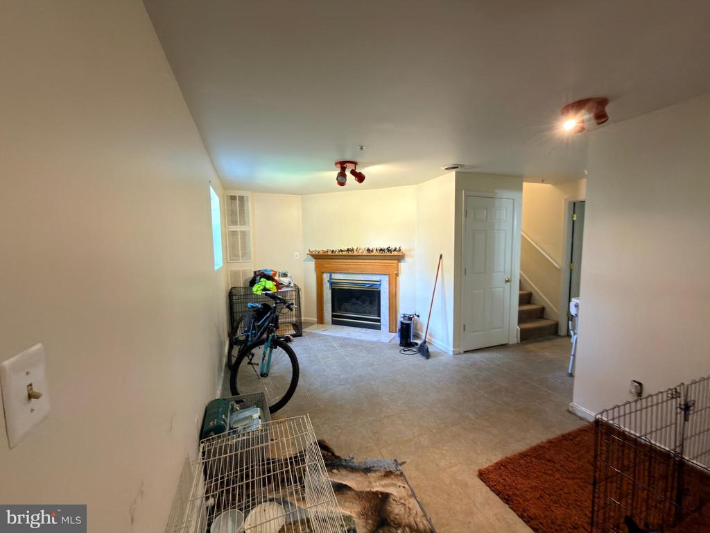 20138 KELLYS LANE