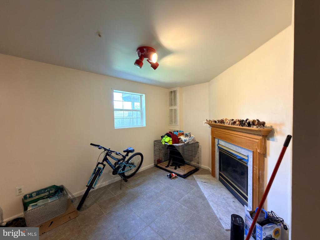 20138 KELLYS LANE