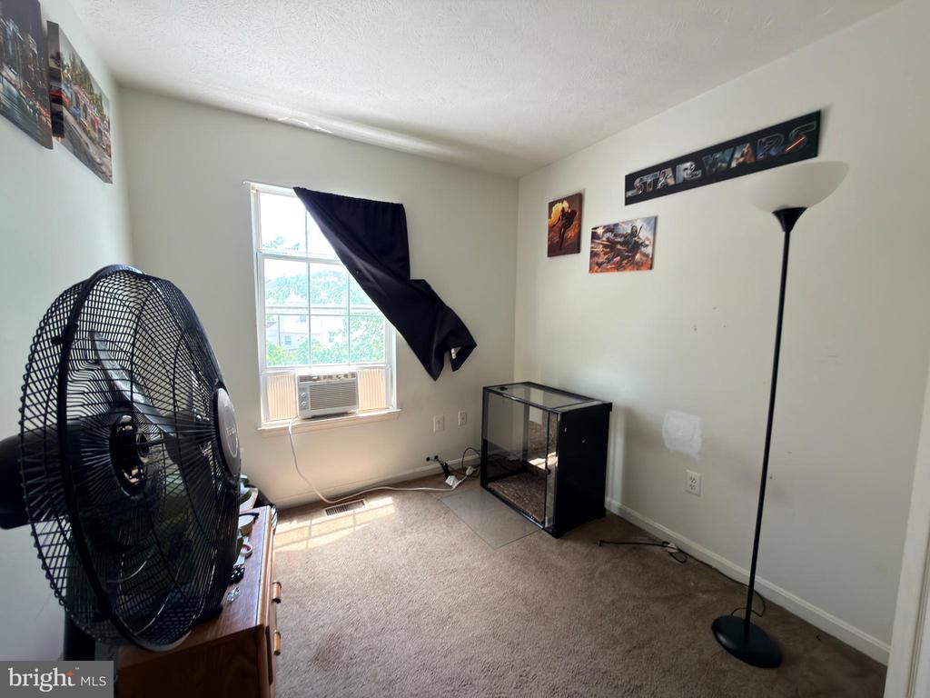 20138 KELLYS LANE