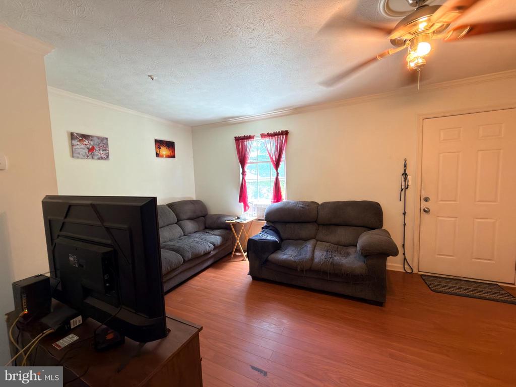 20138 KELLYS LANE