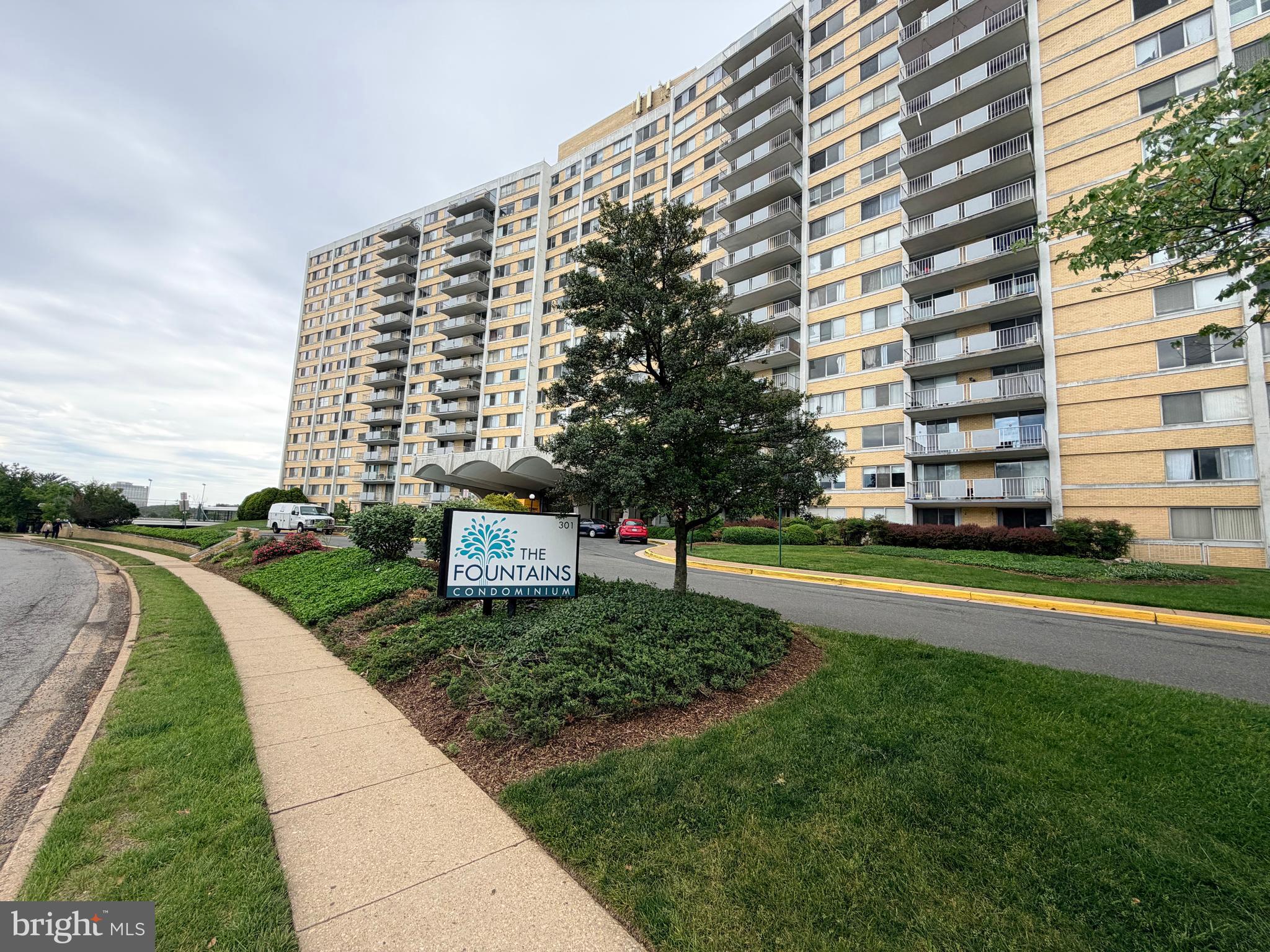 301 N BEAUREGARD STREET 1202