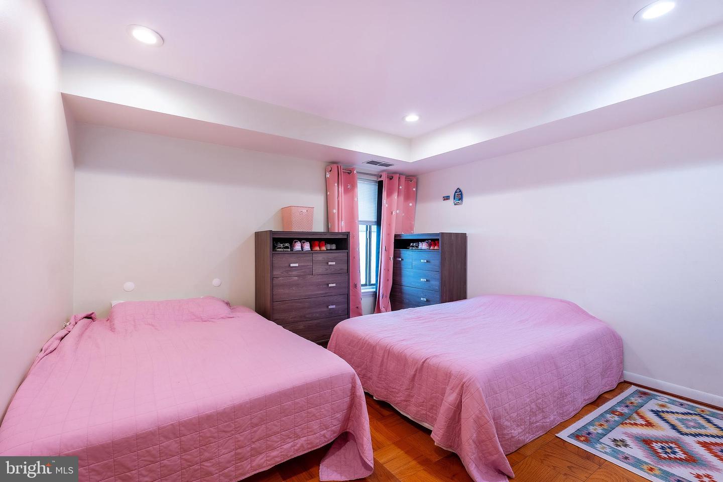 3100 S MANCHESTER STREET Unit: 1128