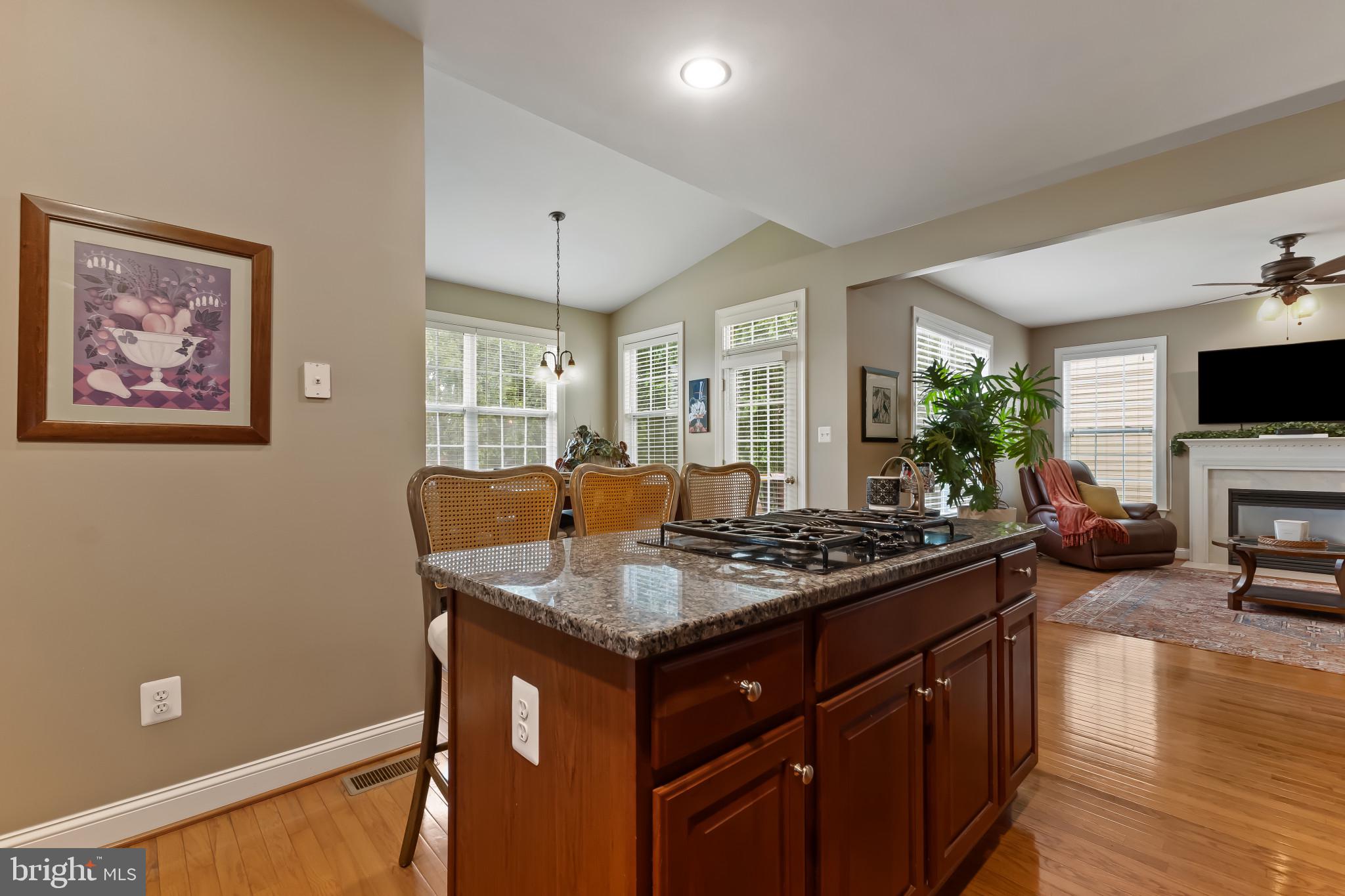 43061 Capri Pl