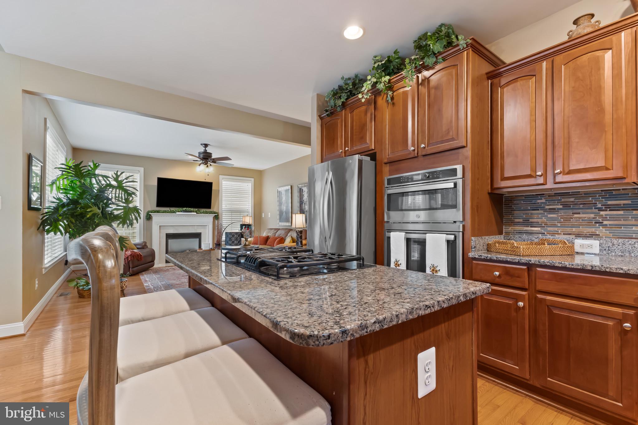 43061 Capri Pl