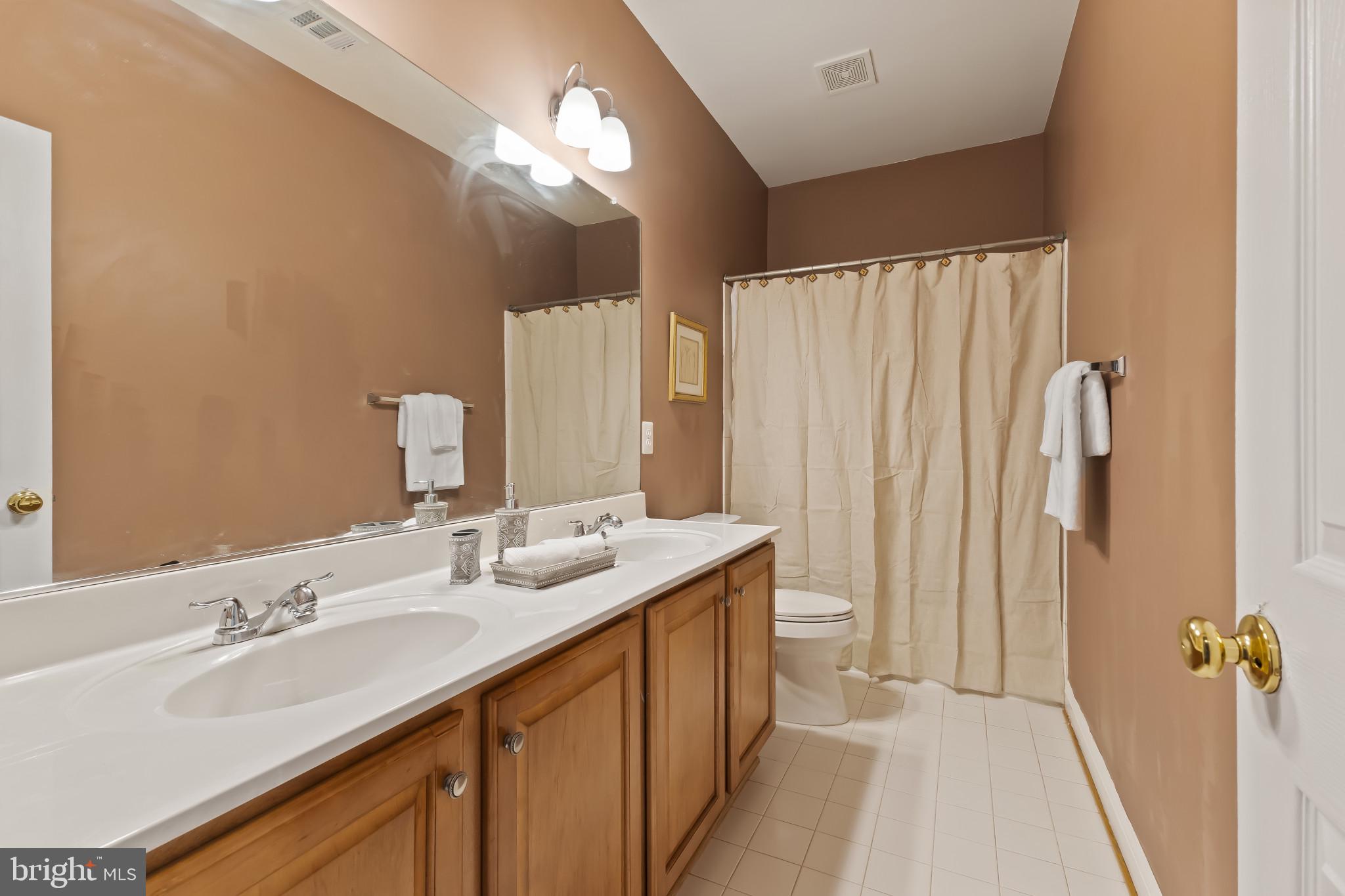 43061 Capri Pl