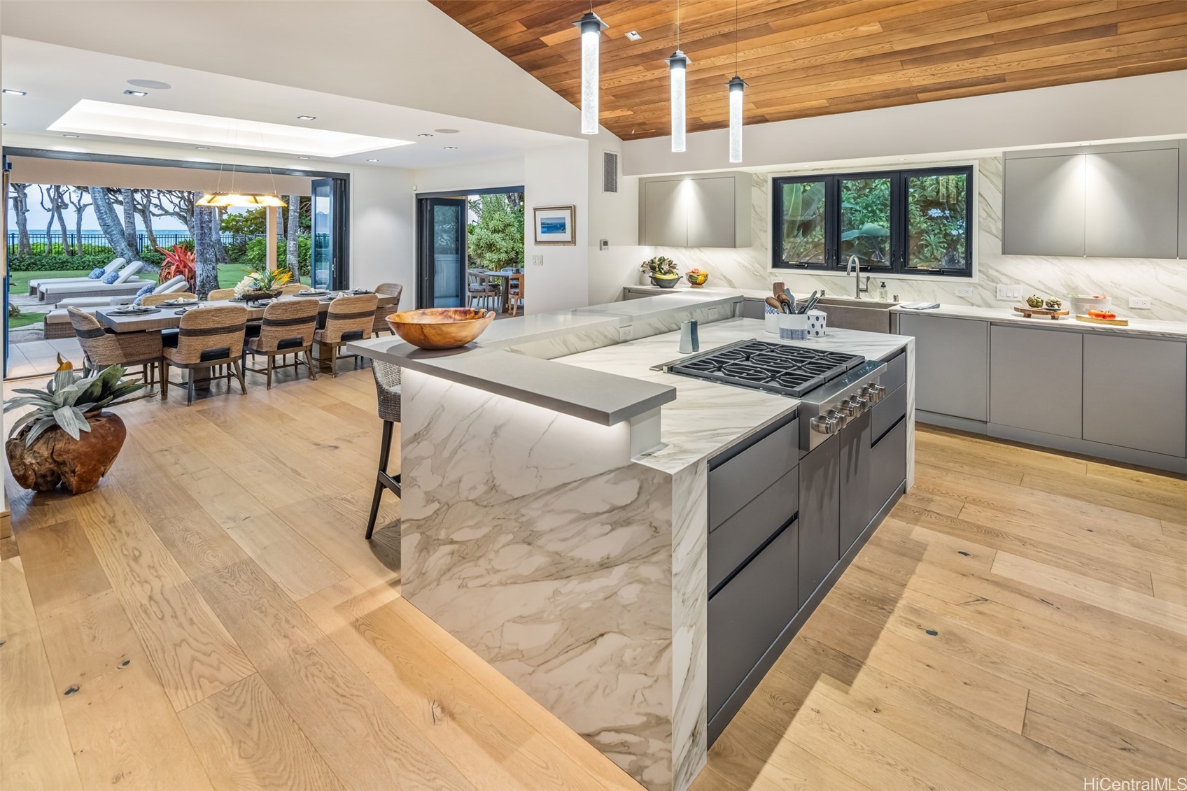 200 S Kalaheo Avenue