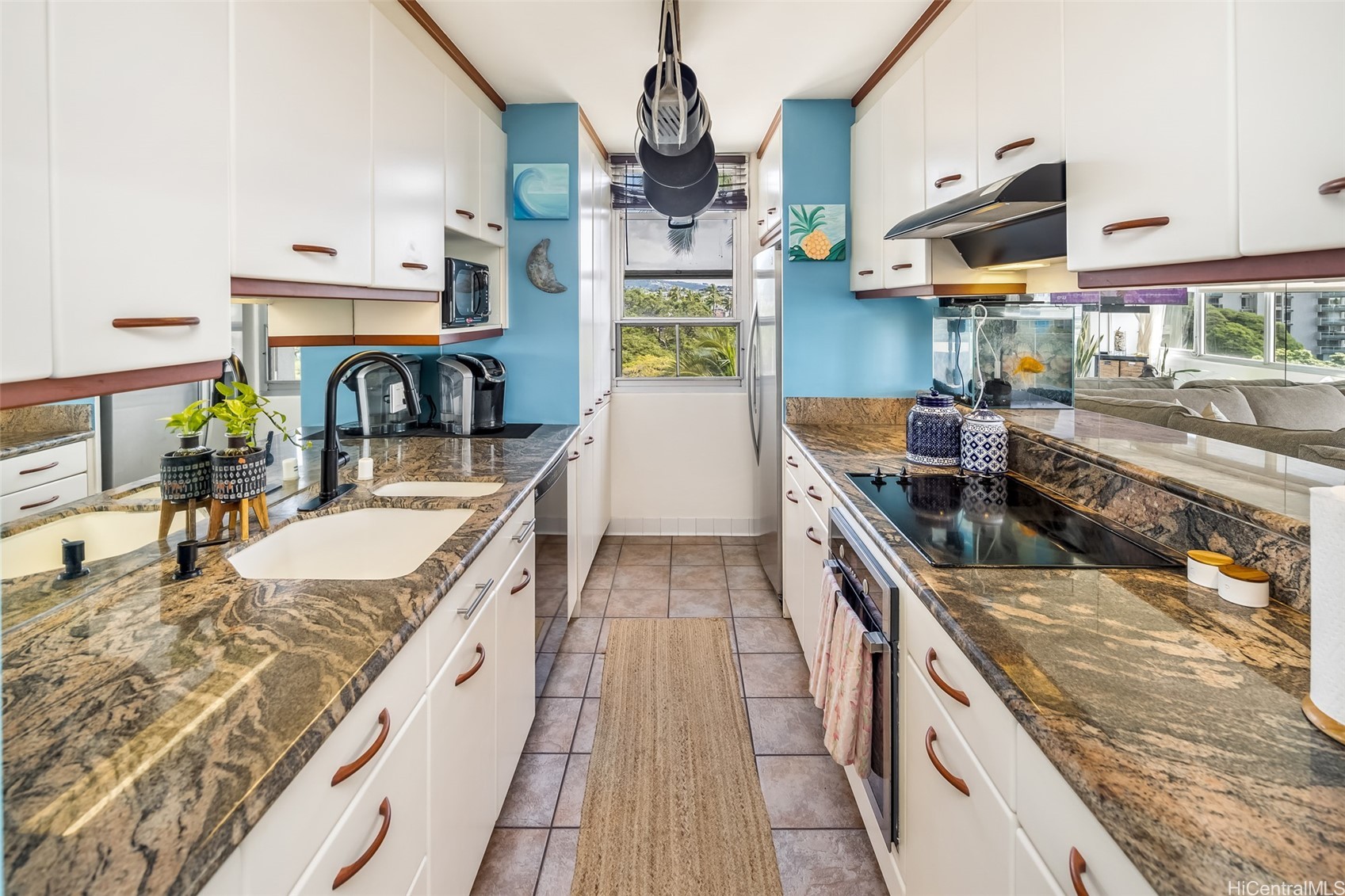 2600 Pualani Way 601