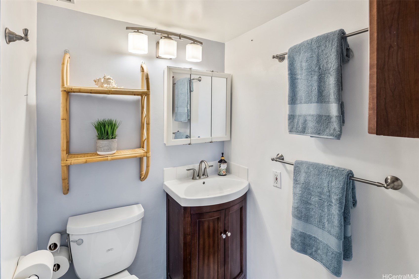 2600 Pualani Way 601